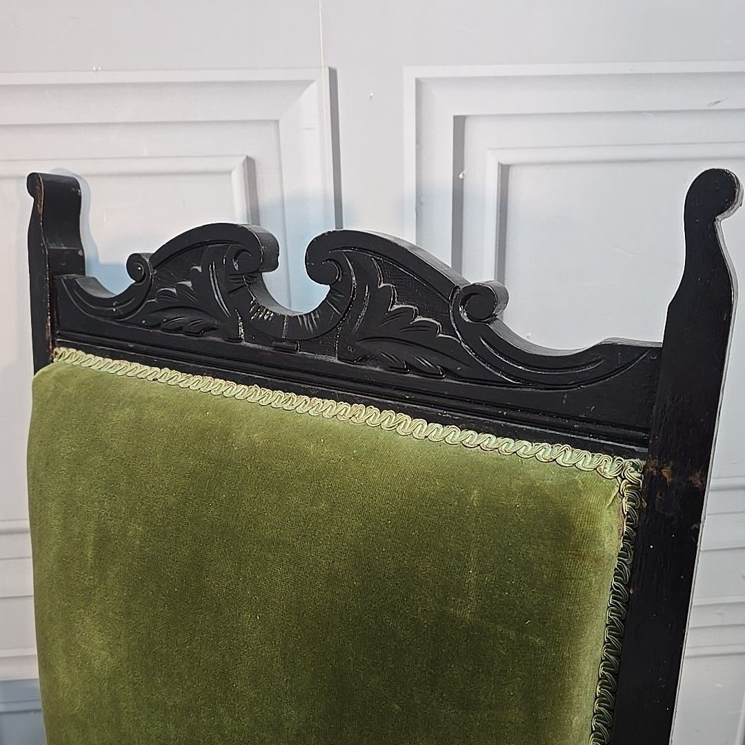 photo vinterior Antique Armchair Carved Wood Upholstered Elbow Chair Castors Victorian Vintage