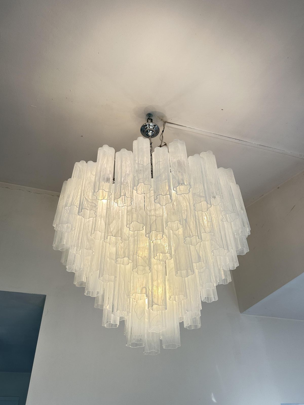 Contemporary Huge Venied White Alabastro "Tronchi" Murano Glass Chandelier By Simoeng photo buy