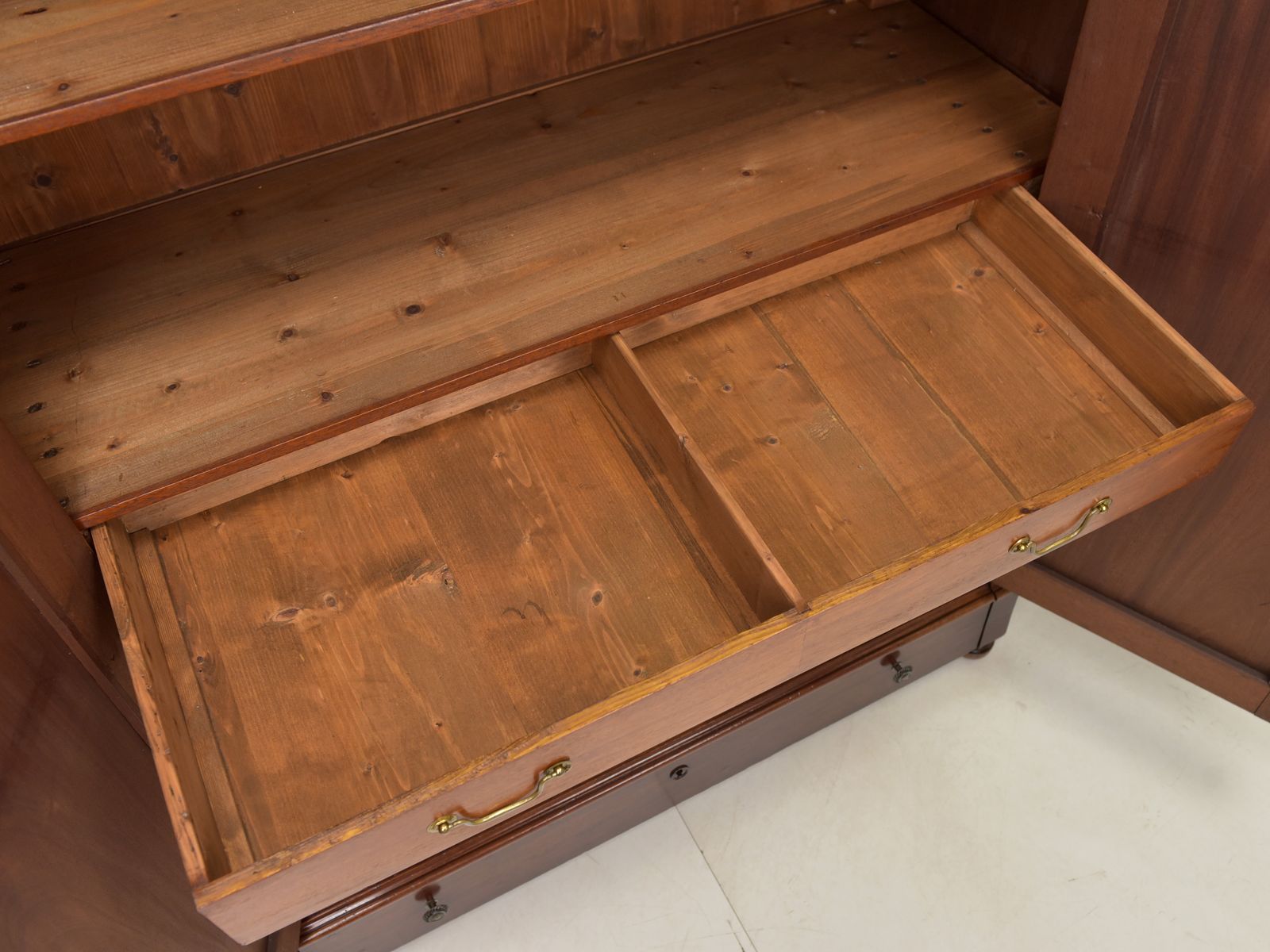 Antique! Small Wardrobe, Restored, Biedermeier, Solid Mahogany, Vertico photo vinterior
