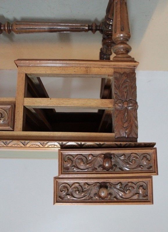 photo furniture Office Walnut Taste Renaissance 20th