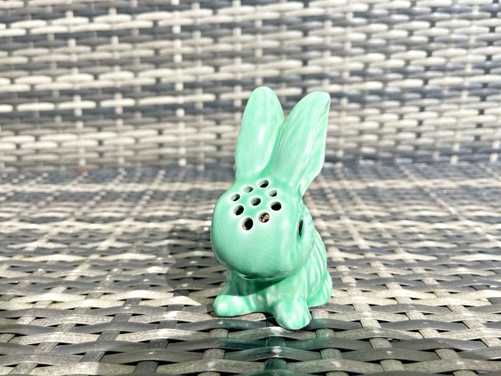 Rare Green Art Deco Pomander Pot Pourri Snub Nosed Bunny Rabbit Sylvac 990 ? photo for sale