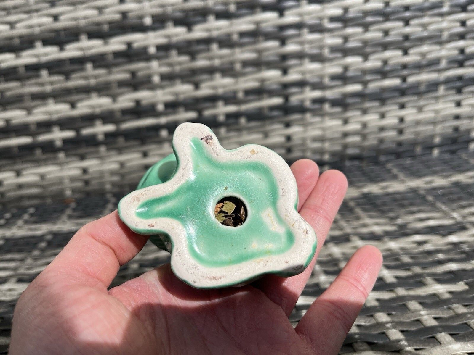 photo furniture Rare Green Art Deco Pomander Pot Pourri Snub Nosed Bunny Rabbit Sylvac 990 ?