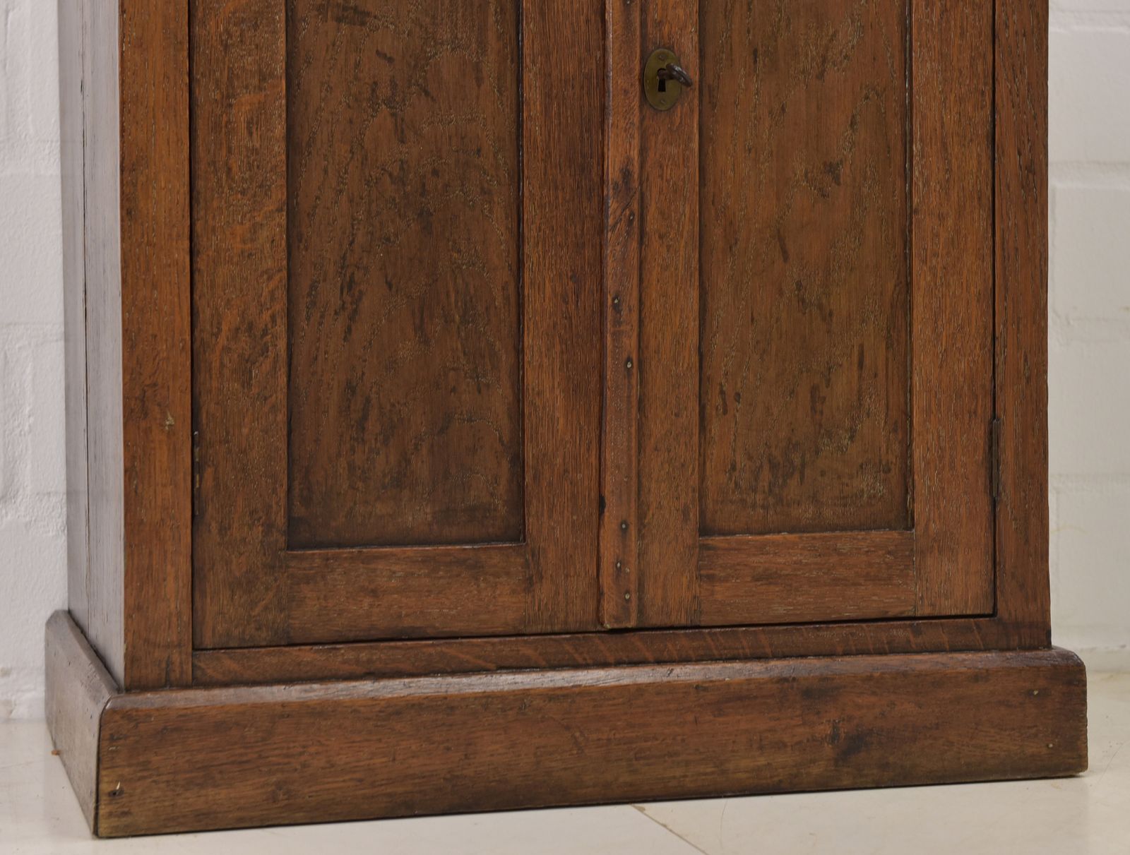 photo for sale Antique! Small, Narrow, Restored Art Deco Bauhaus Oak Chest Of Drawers.