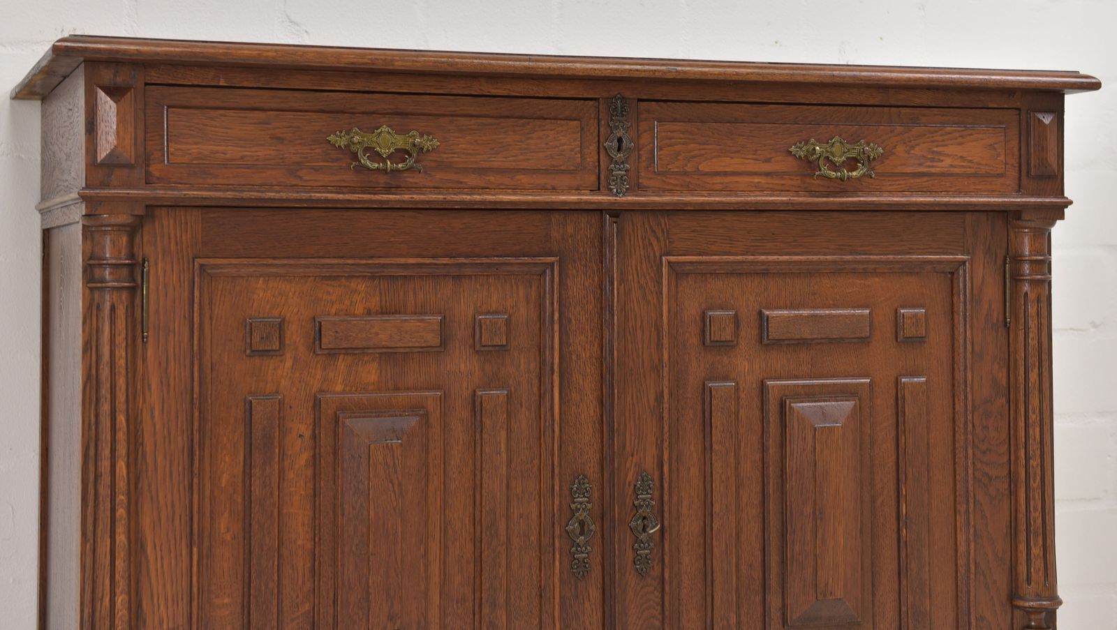 photo furniture Antique! Restored Solid Oak Chest Of Drawers, Gründerzeit Period, Circa 1900. Cabinet/Sideboard.