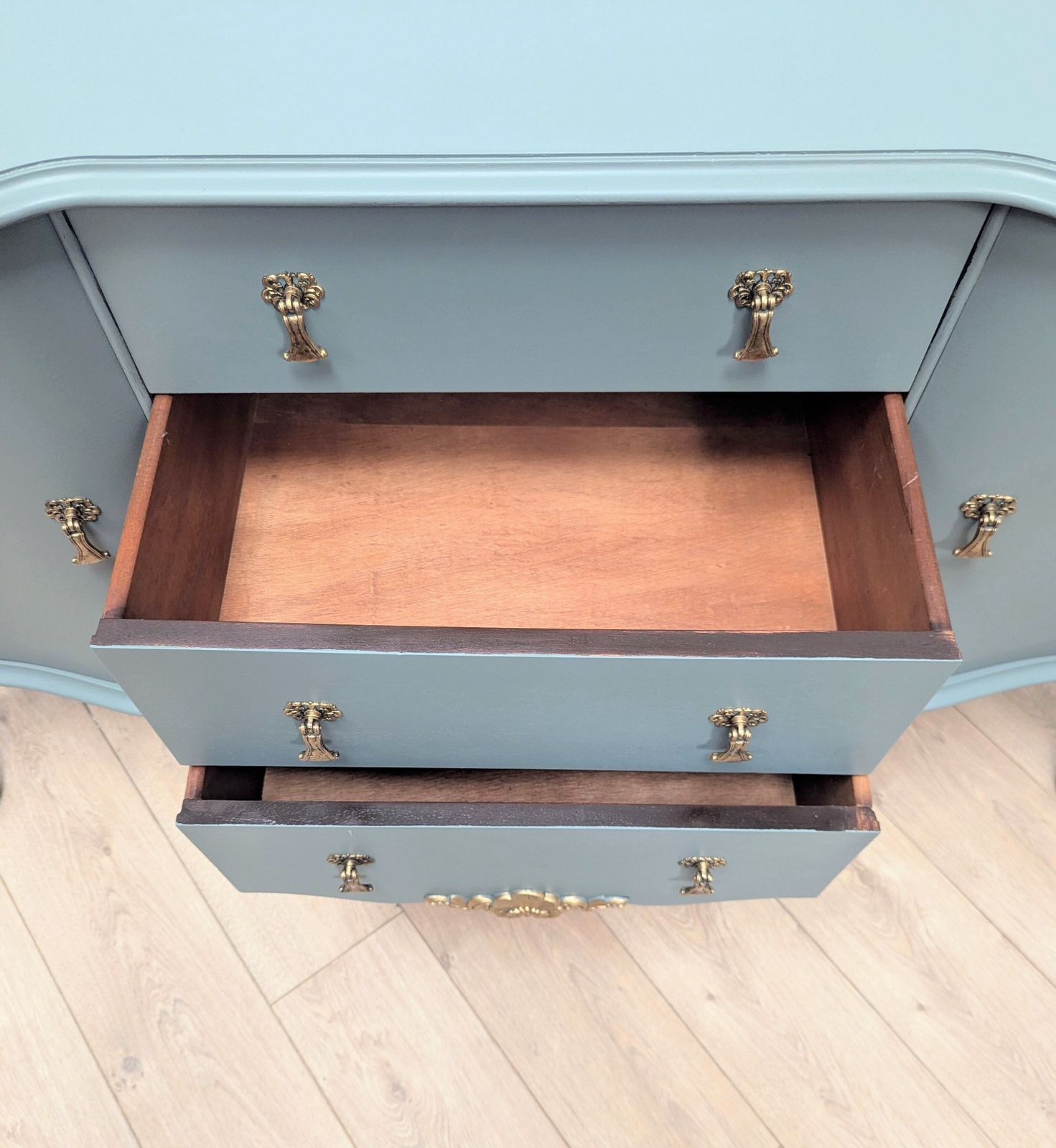 Georgian Style Serpentine Painted Side Board Delivery Available 0063. photo buy