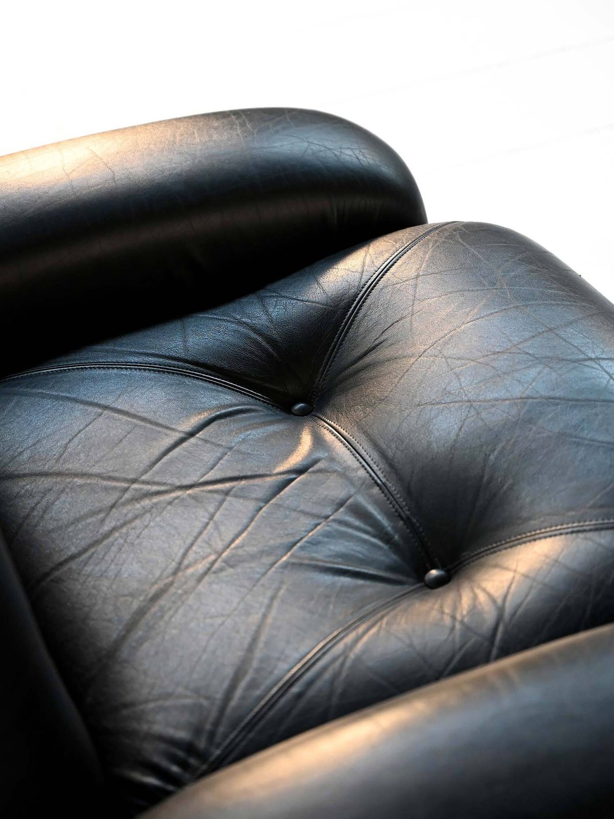 Black Leather And Tubular Steel Armchairs From The 1970s photo vintage