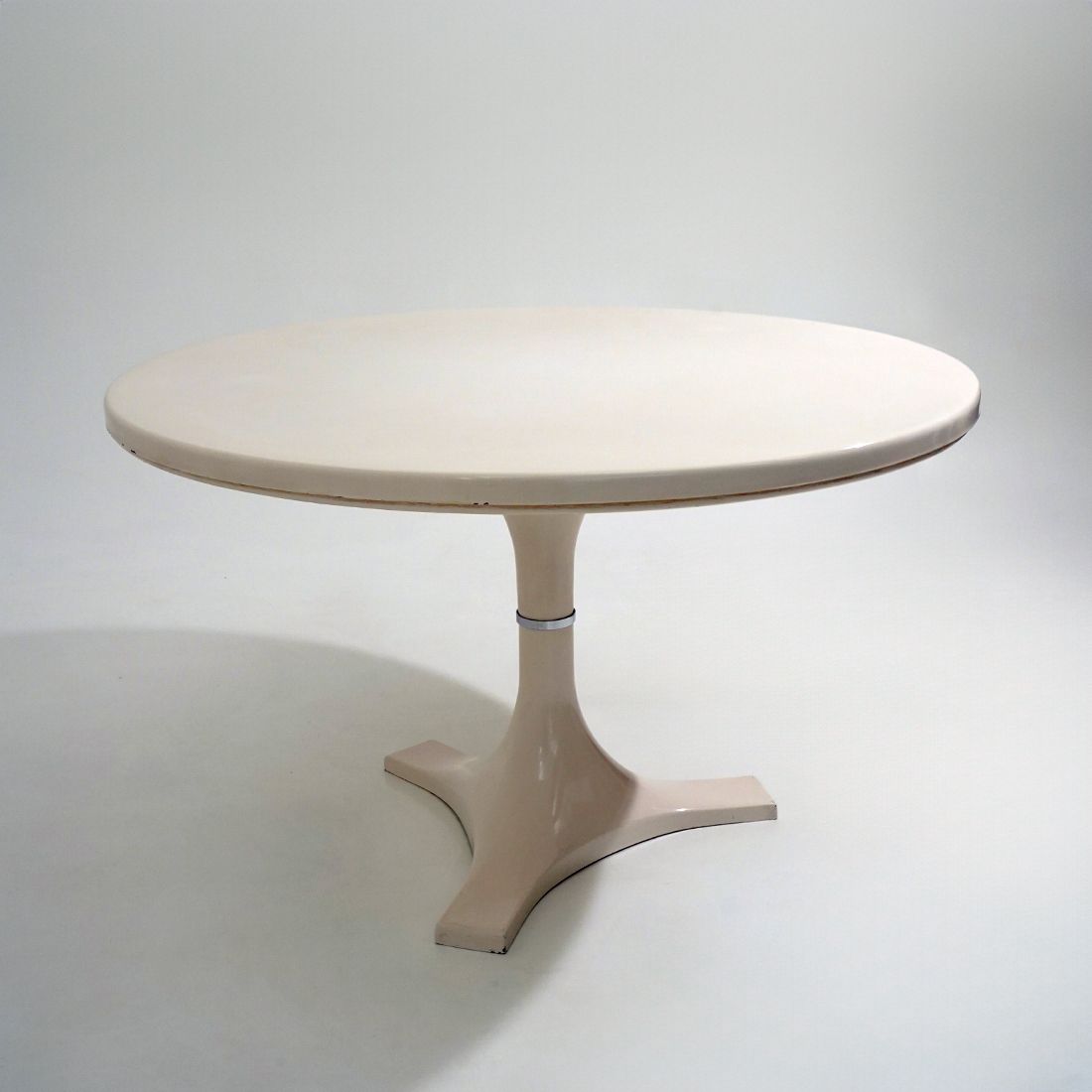 Table With Central Leg By Ignazio Gardella For Kartell, 1970s