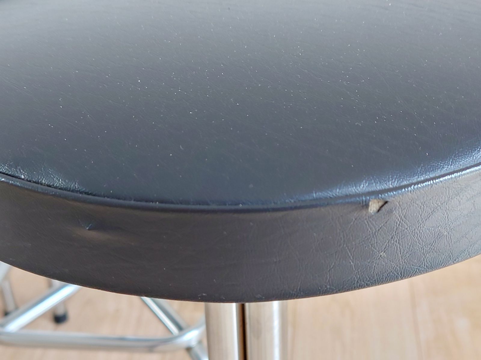 Mid Century Retro Chrome Bar Stools photo 240.0