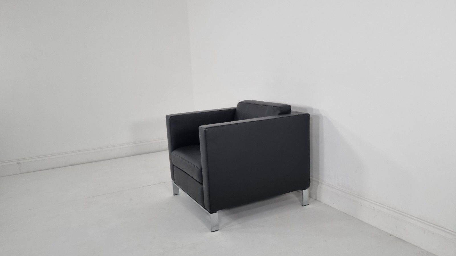 Walter Knoll Foster 500 Armchair In Black Leather Excellent Condition #4 photo 1440.0