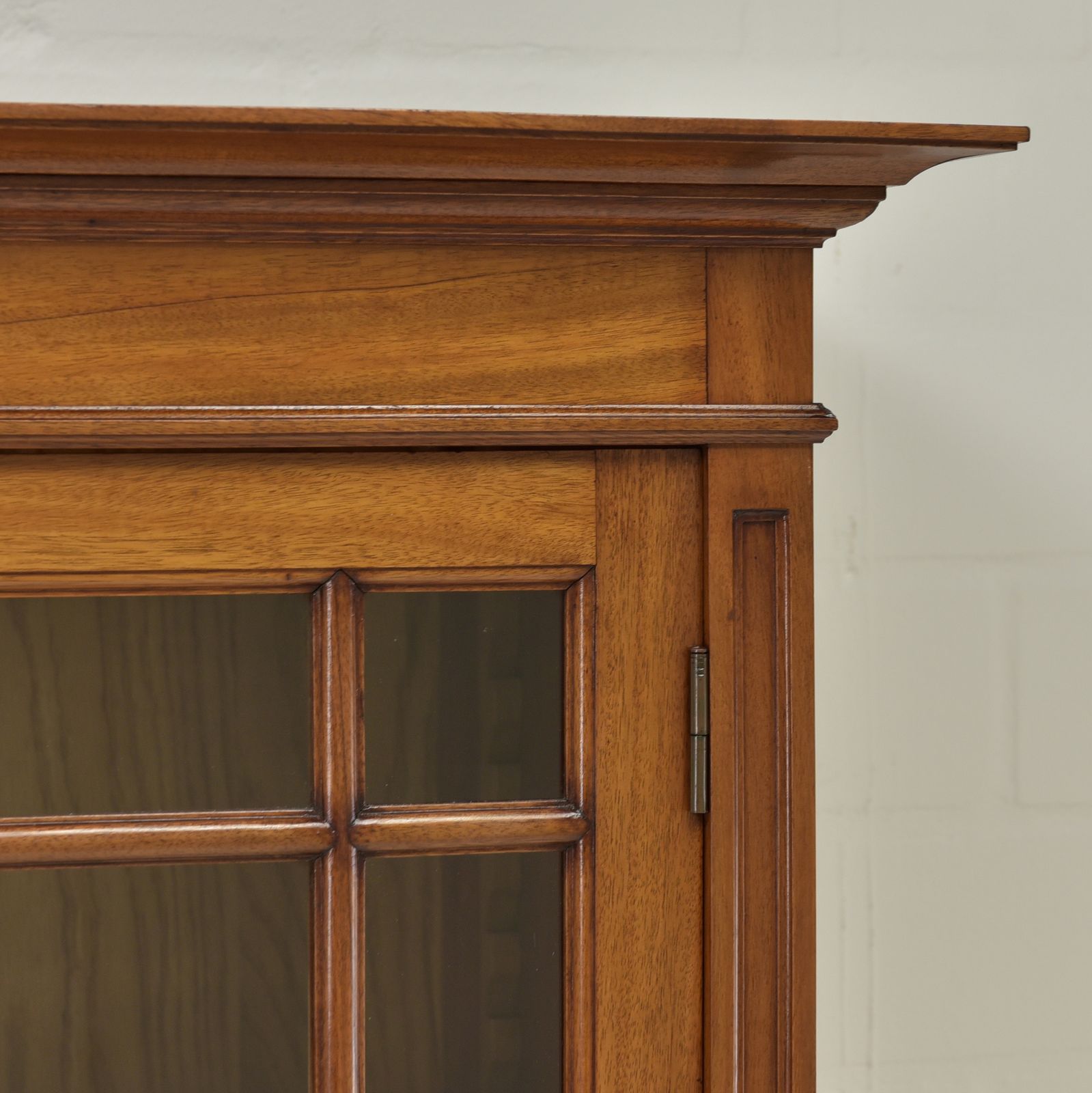 Antique! Restored Art Nouveau/Art Deco Mahogany Bookcase/Display Cabinet photo vinterior