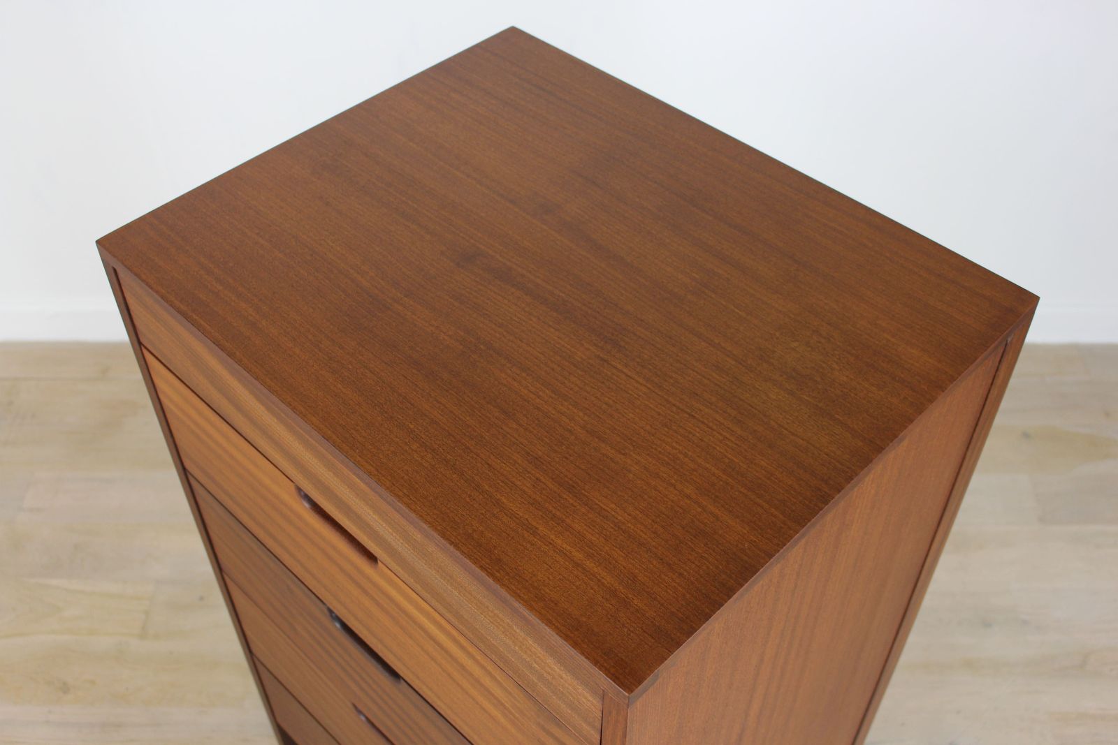 Richard Hornby Fyne Ladye Tall Chest Of Drawers photo vinterior