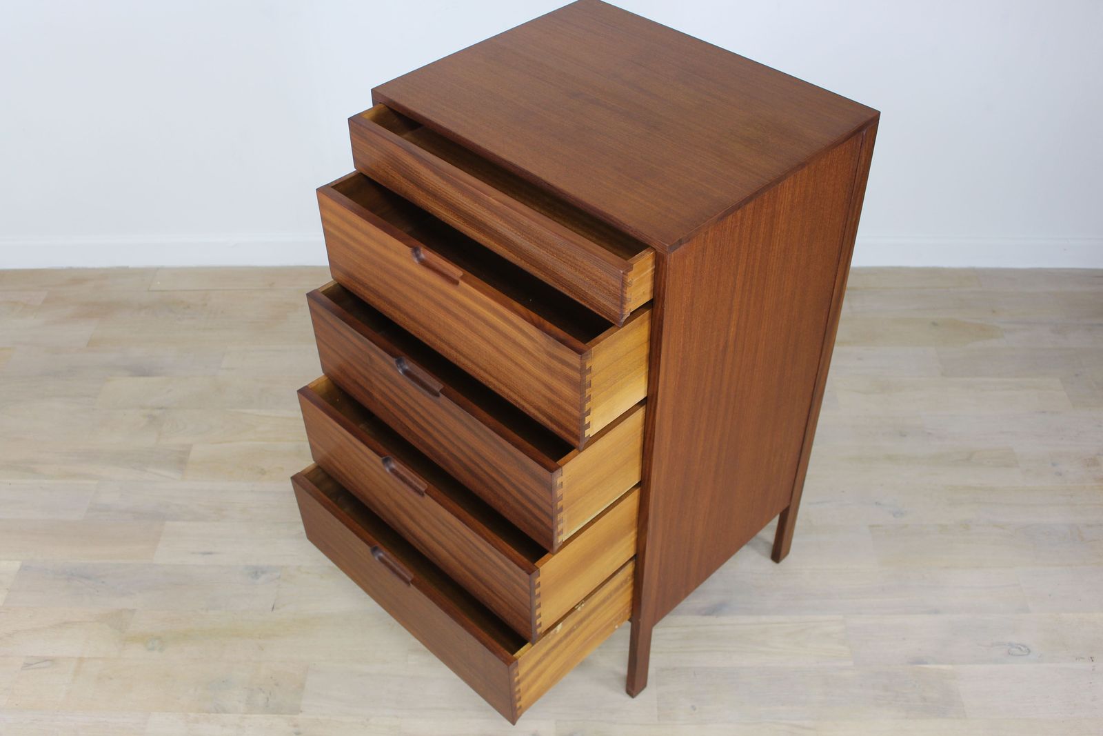photo furniture Richard Hornby Fyne Ladye Tall Chest Of Drawers
