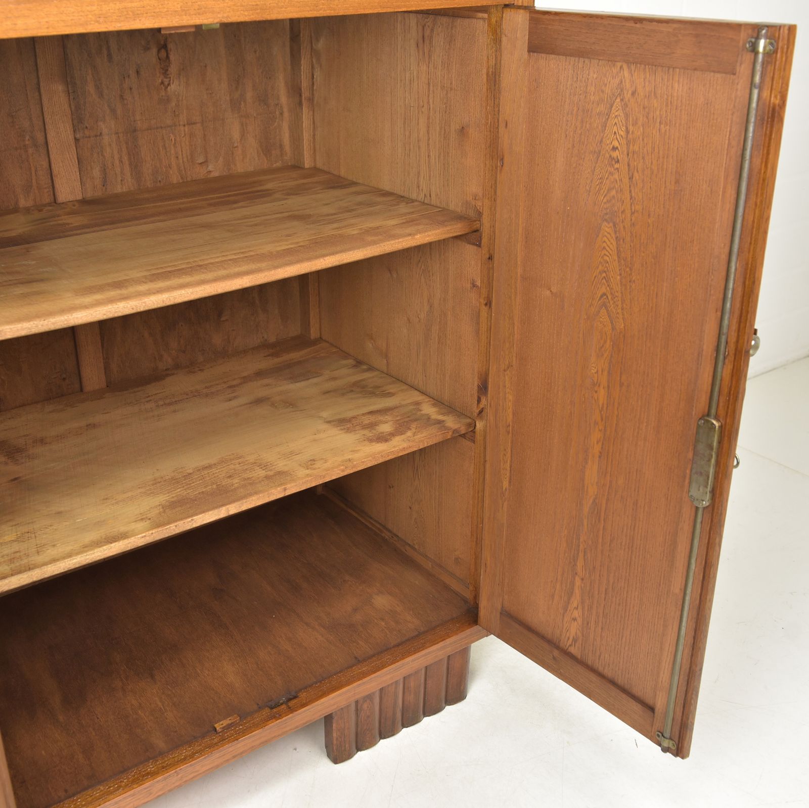Antique! Restored Art Deco Sideboard, Circa 1930. Chest Of Drawers, Sideboard, Cabinet. photo vinterior