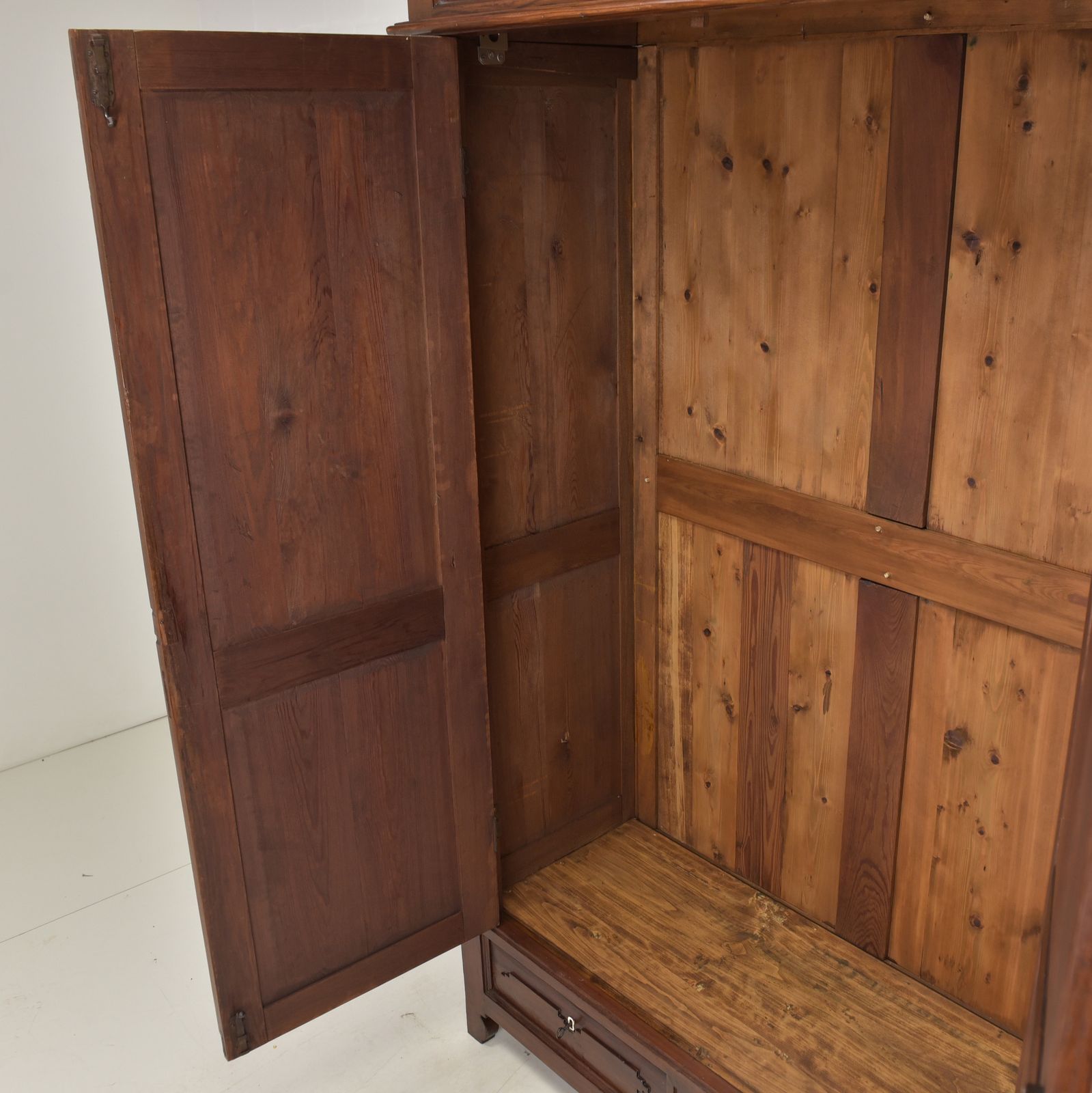 Antique! Restored Art Nouveau Pine Softwood Wardrobe photo Furniture