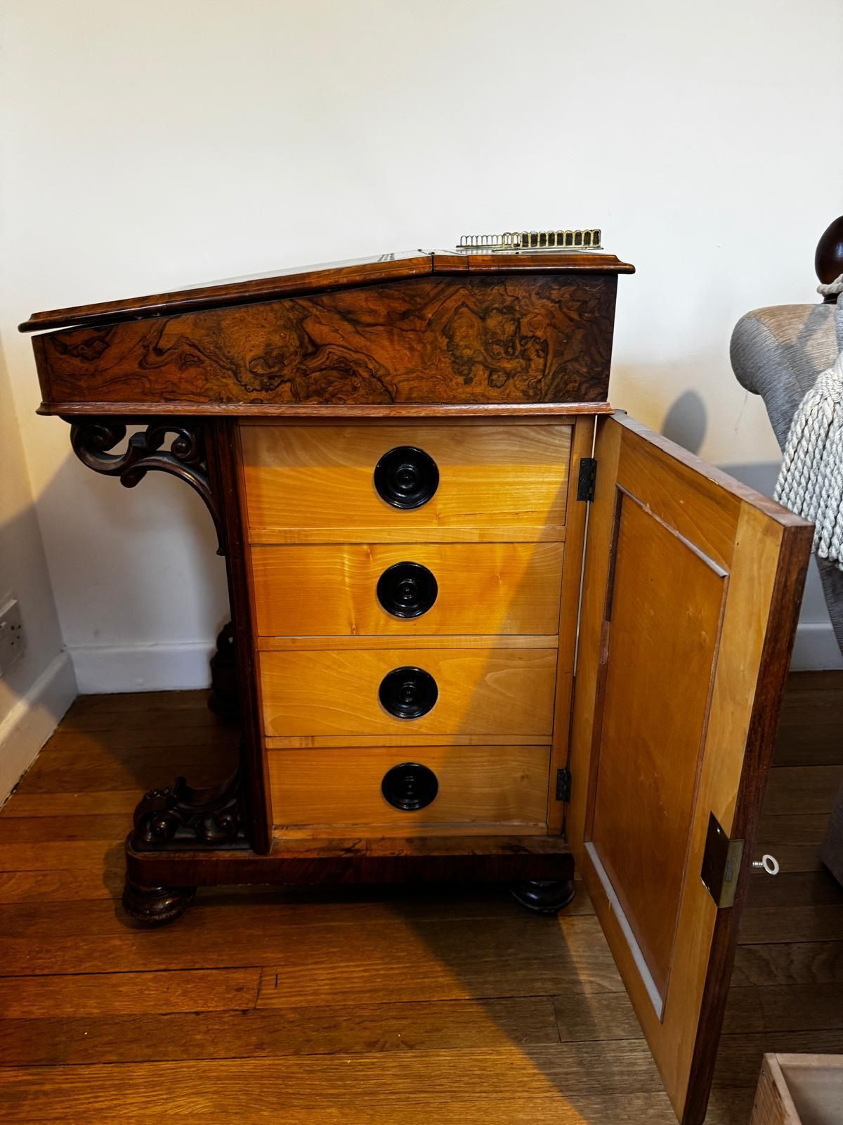 Victorian Burr Walnut Davenport Desk With Bookmatched Veneer, Inlay & Leather Writing Surface photo for sale