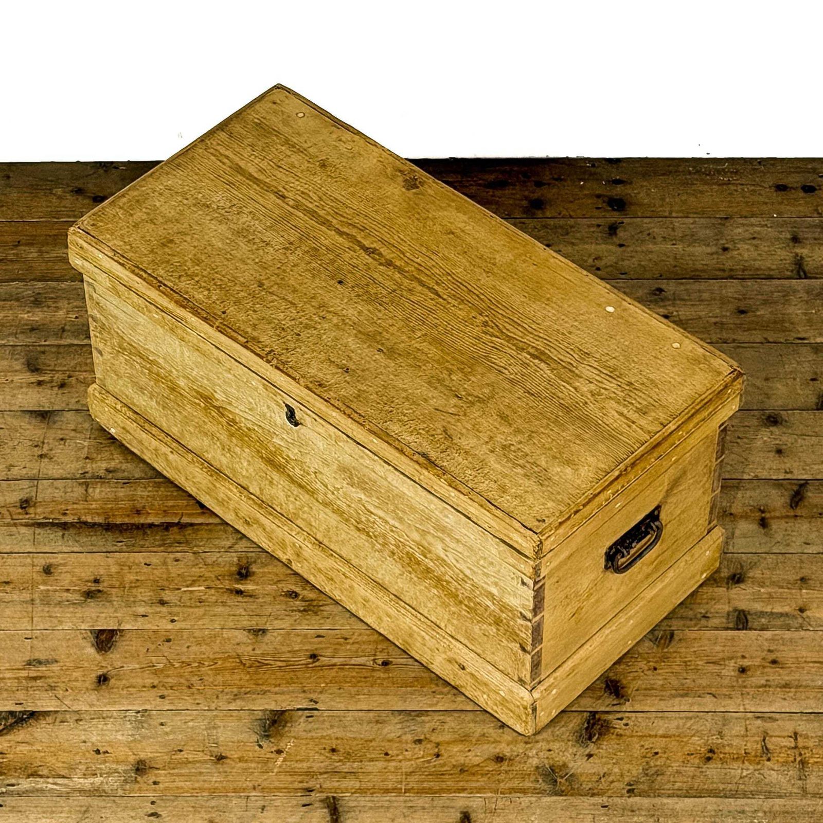 Antique Pine Trunk Blanket Box | Antique Furniture | Antique Trunk | Antique Storage | Pine Trunks | Blanket Box photo for sale