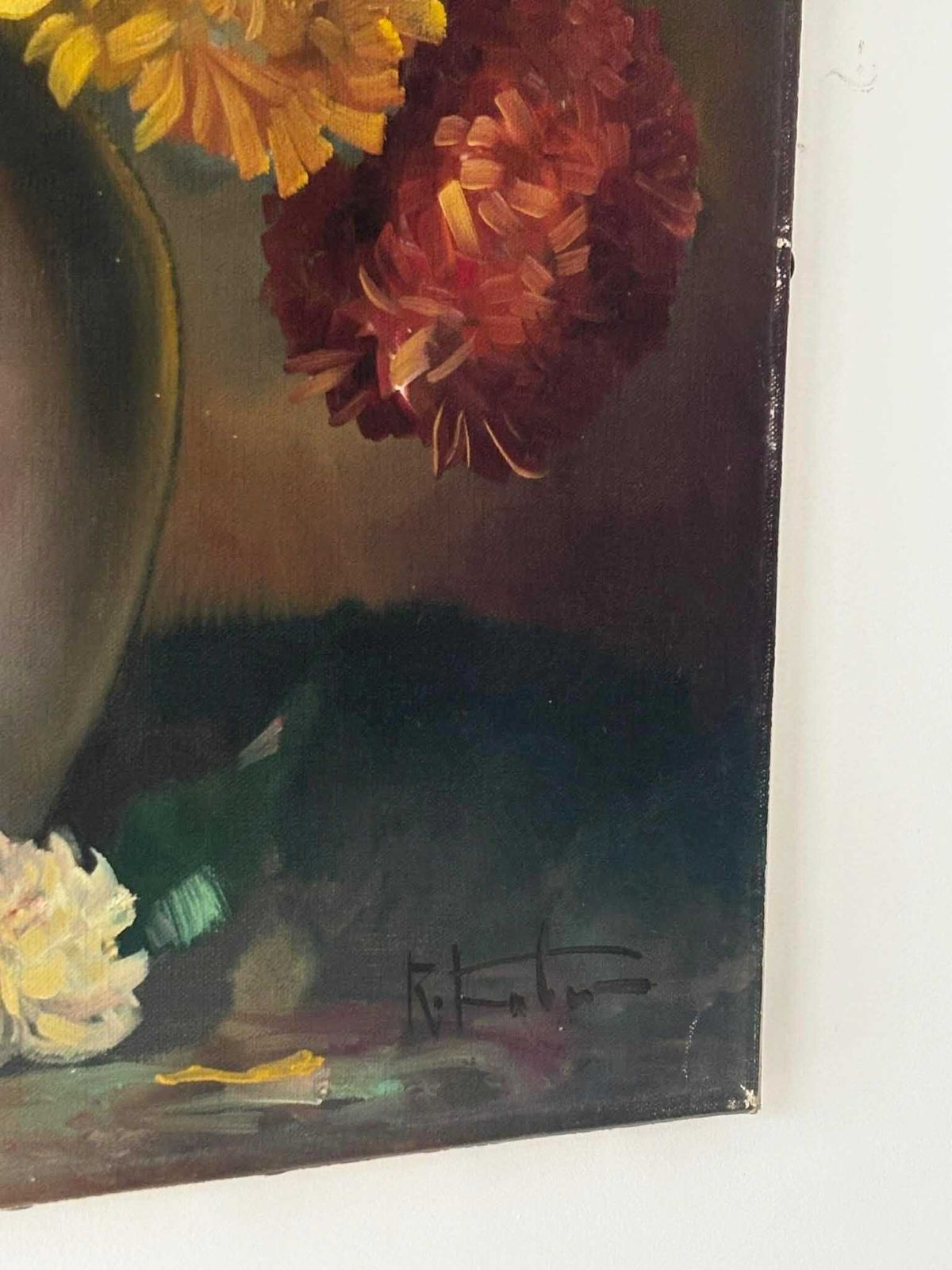 Vintage Elegant Floral Still Life Oil Painting, Chrysanthemums In Vase, Signed Wall Art photo Art