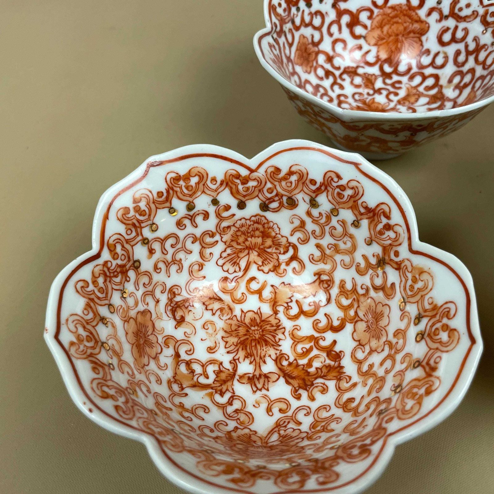 photo furniture Vintage Japanese Porcelain Bowls Set Of 6 Hand Painted Red Scalloped Dishes Asian Tableware Small Serving Bowls Decorated In Hong Kong