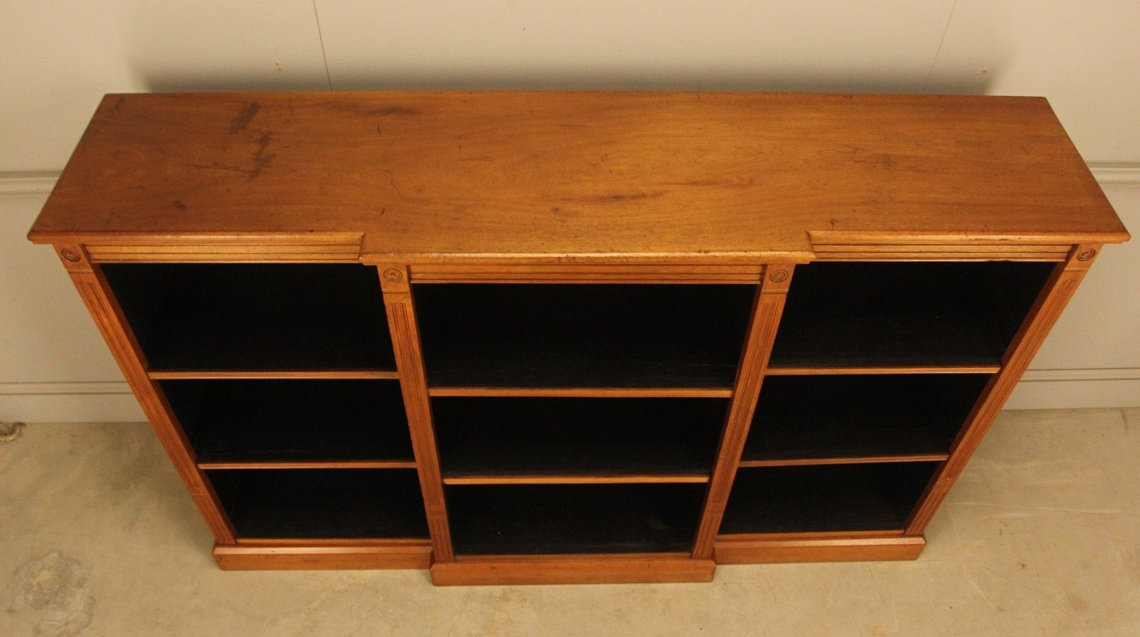 photo buy A Fine Pair Of Edwardian Mahogany Breakfront Open Bookcases