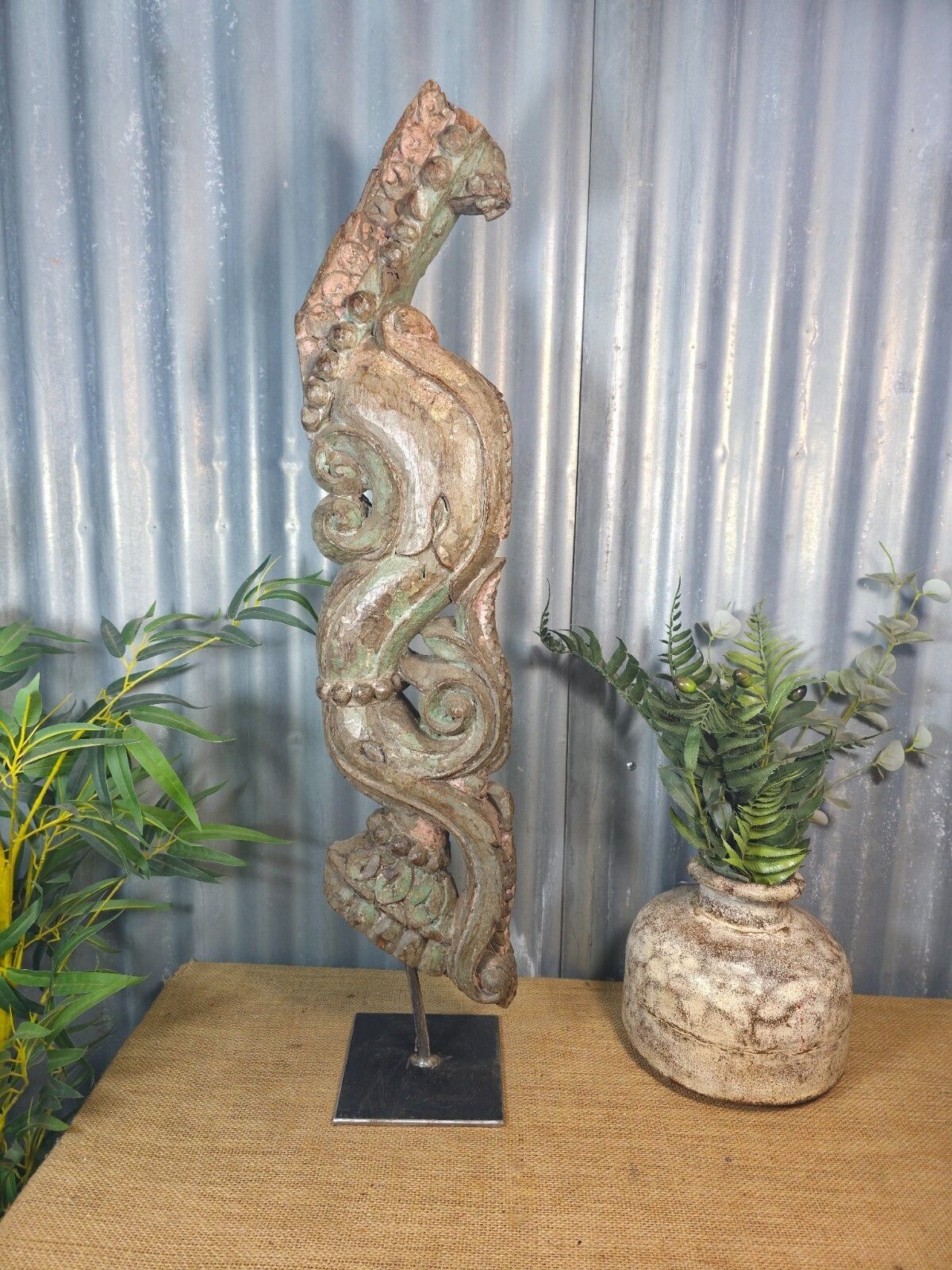 Antique 19th Century Indian Hand Carved Wooden Architectural Corbel On Stand photo vinterior