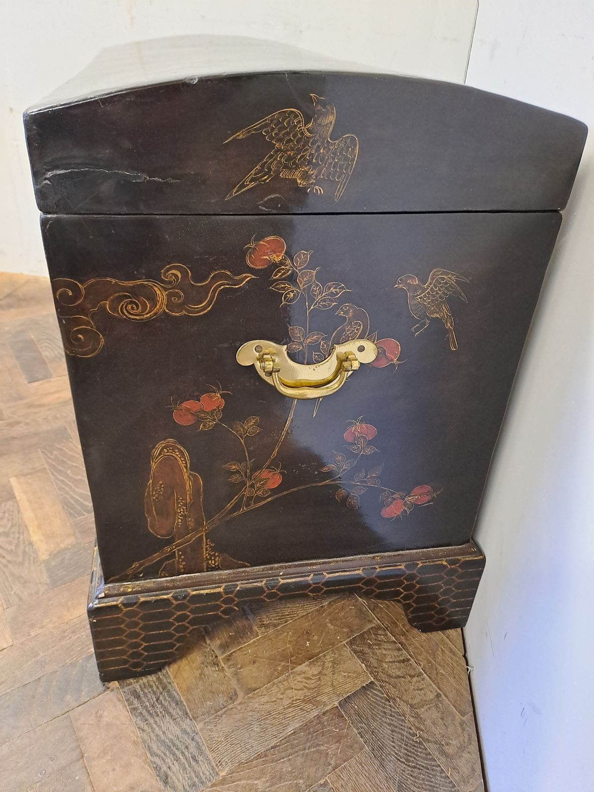 photo furniture Japanese Black Lacquer Chest, 1900s