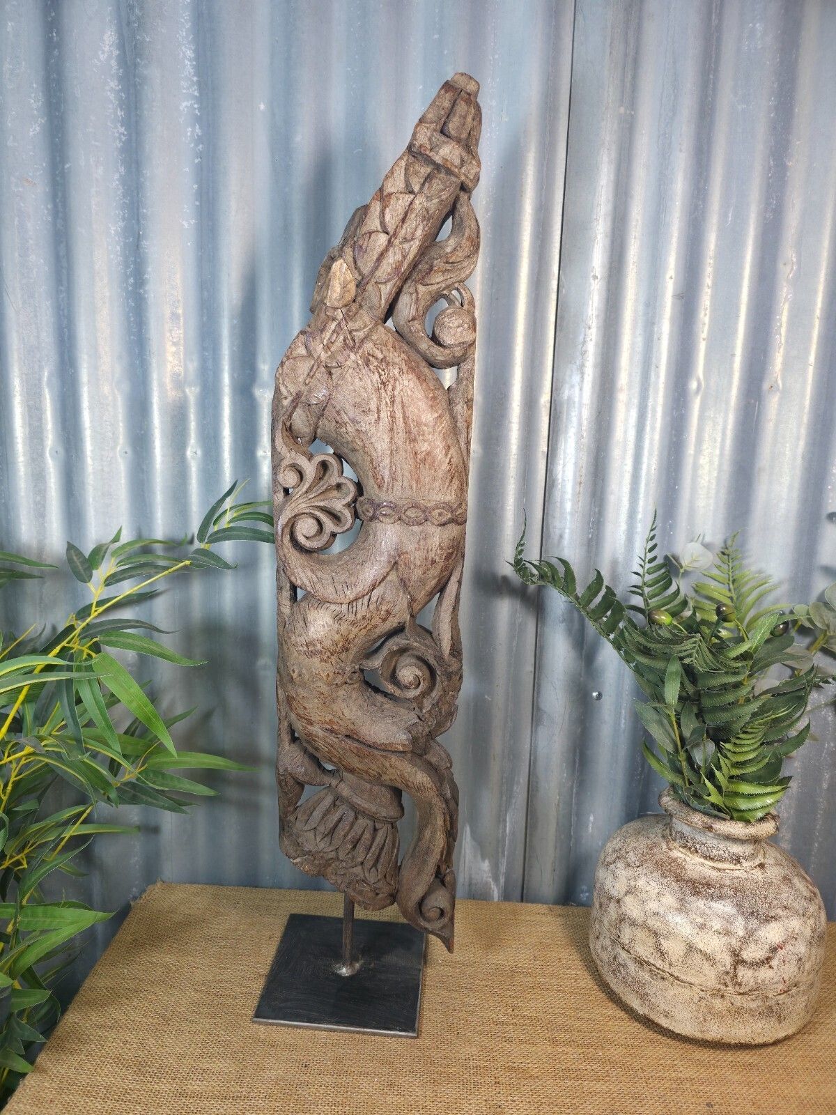 Antique 19th Century Indian Hand Carved Wooden Architectural Corbel On Stand photo vinterior