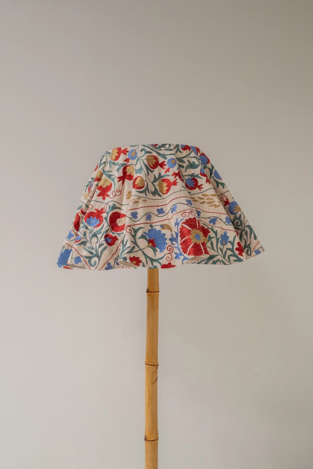 Xxl Bamboo Floor Lamp With Suzani Shade, One Of A Kind, 1970s photo vinterior
