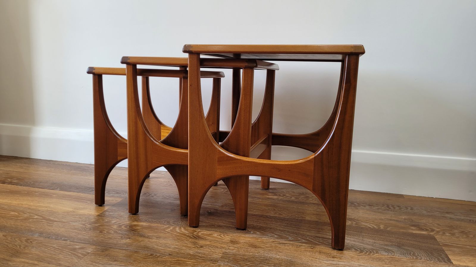 Sought‑After Stonehill Stateroom Mid‑Century Nest Of Tables photo vinterior