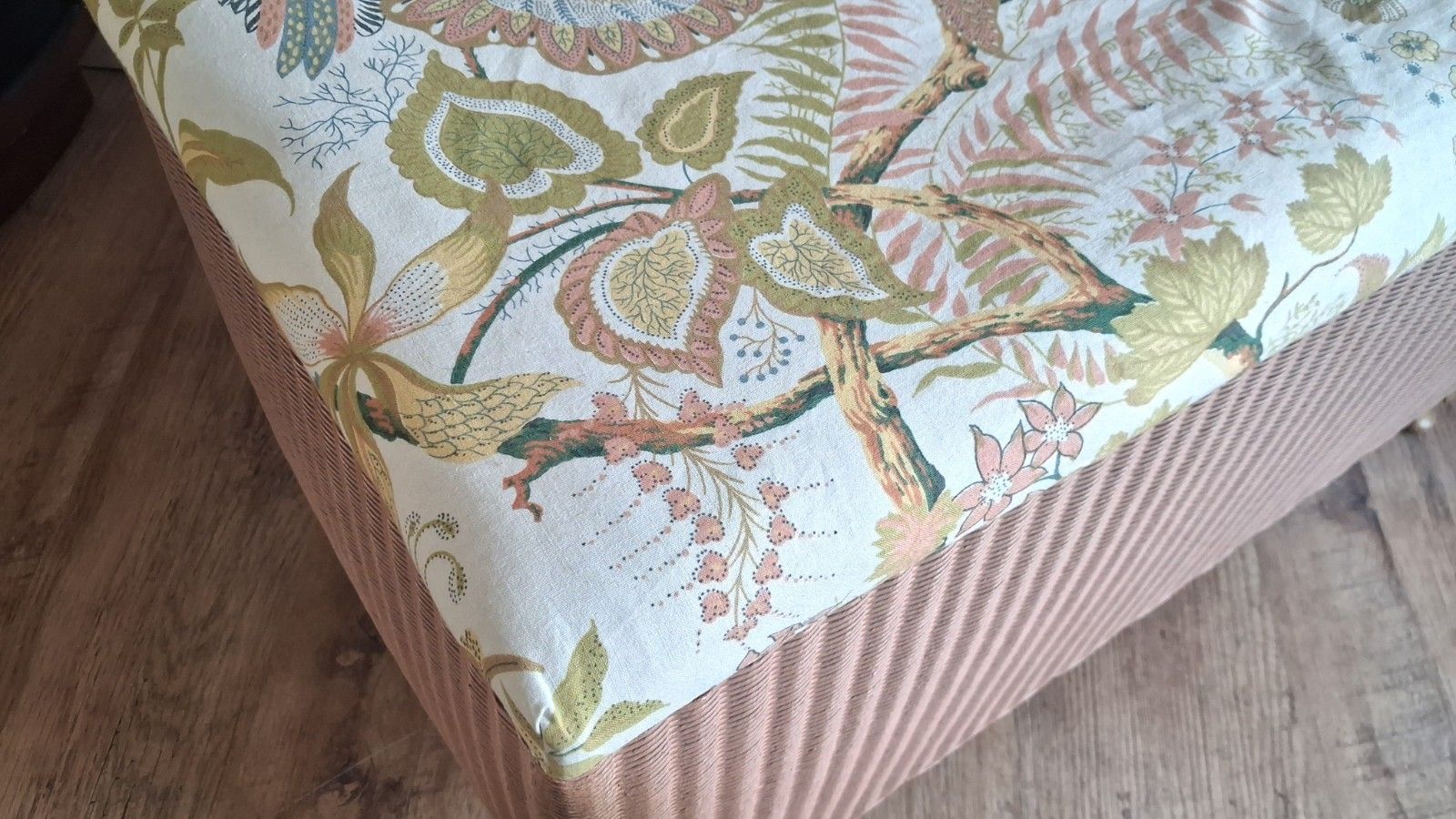 Delightful Original Lloyd Loom 1960's  Mid Century Blanket Box /Ottoman photo vinterior