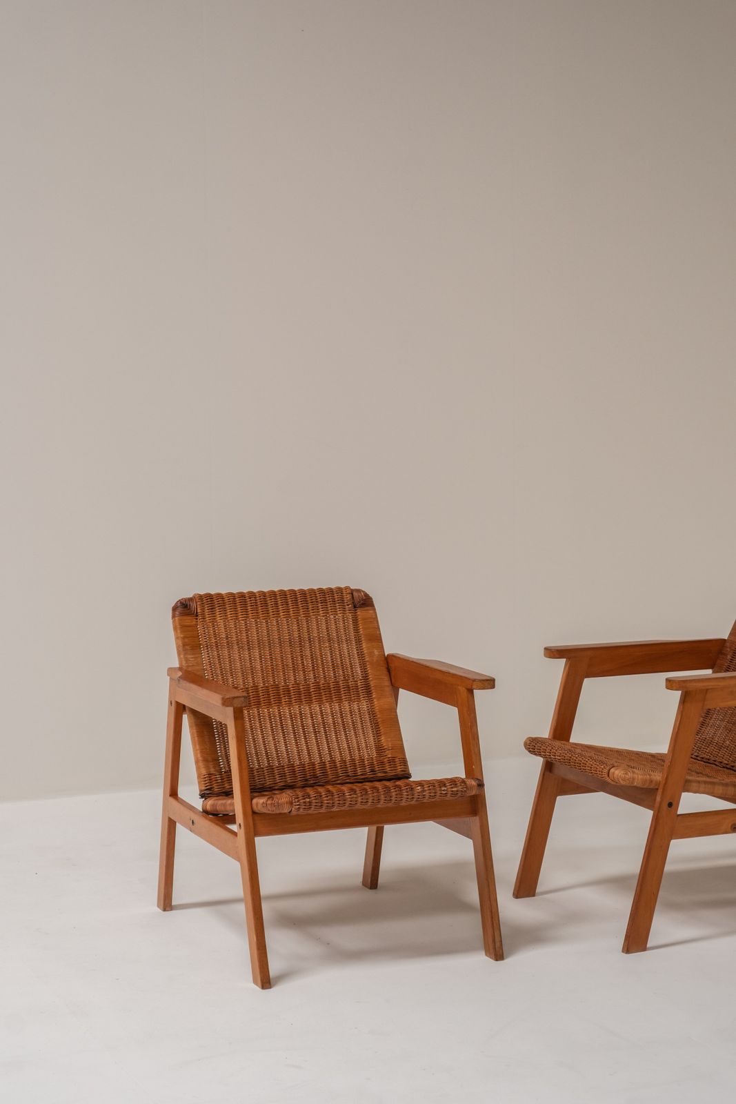 Pair Of Italian Wicker Lounge Chairs, 1970s photo vinterior