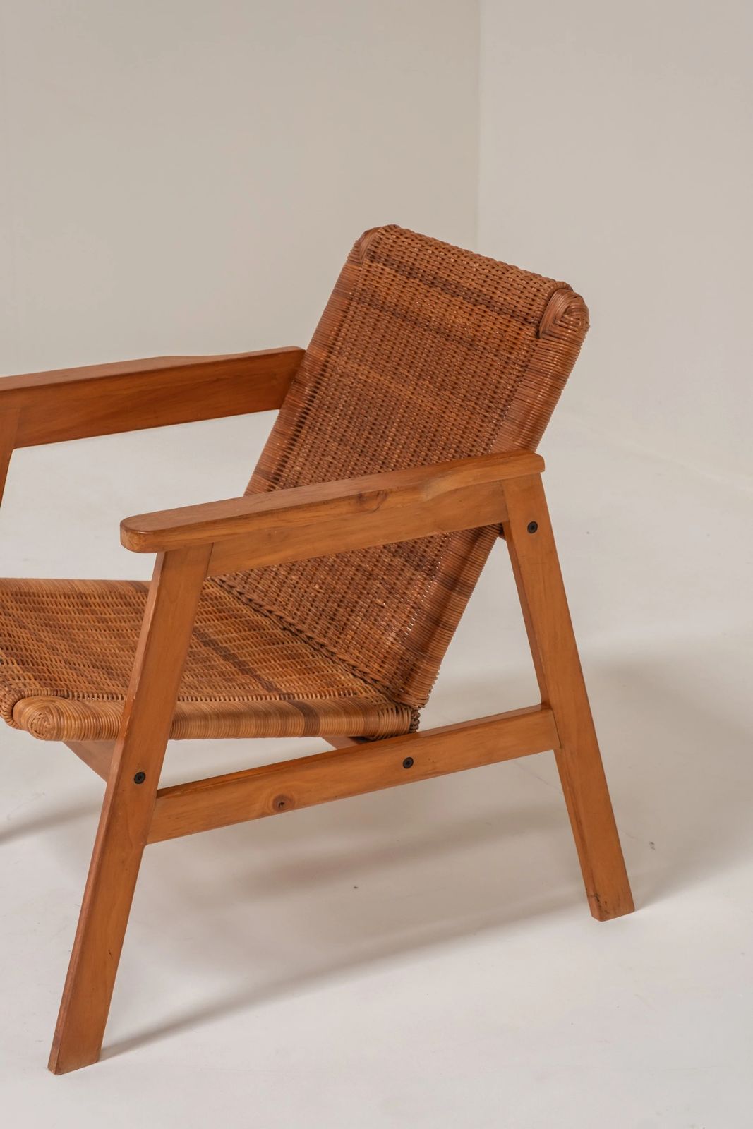photo vinterior Pair Of Italian Wicker Lounge Chairs, 1970s