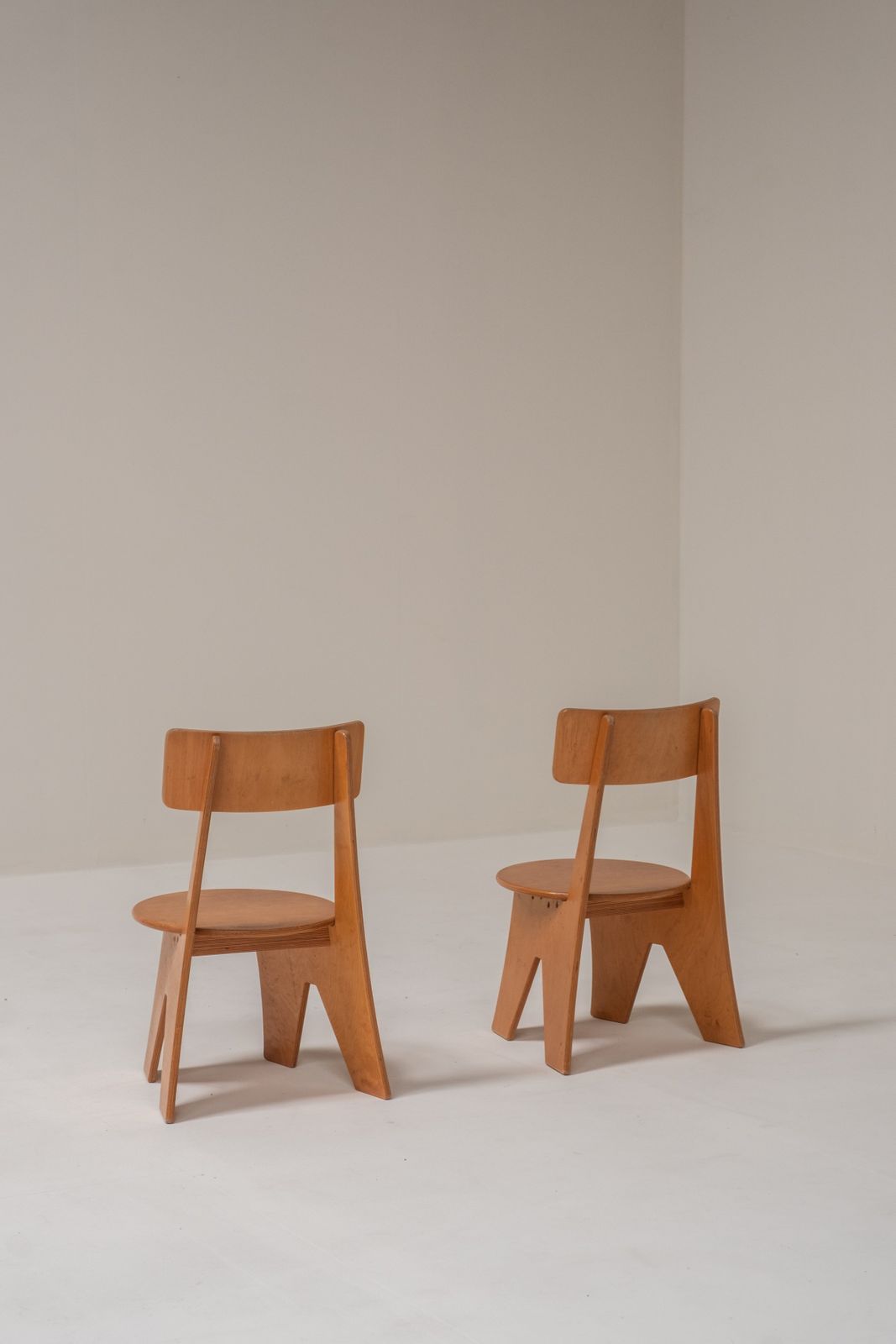 Furniture Sculptural Pair Of Plywood Chairs, Germany, 1970s photo
