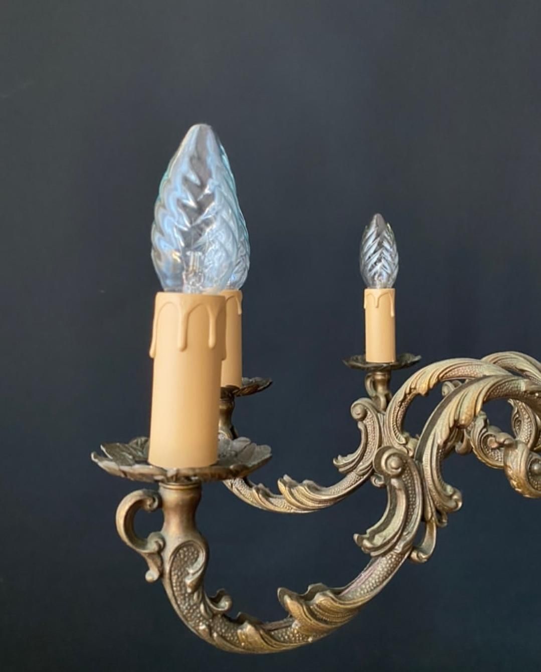 Lustre d'époque en laiton, détaxé pour les États-Unis, Italie photo buy