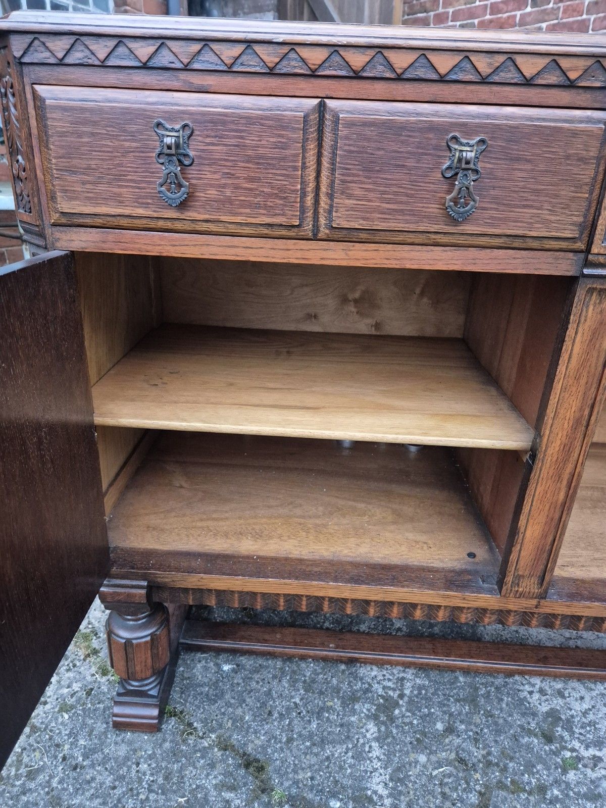 Furniture Gorgeous Antique Oak Sideboard With 2 Drawers And 2 Cupboards photo