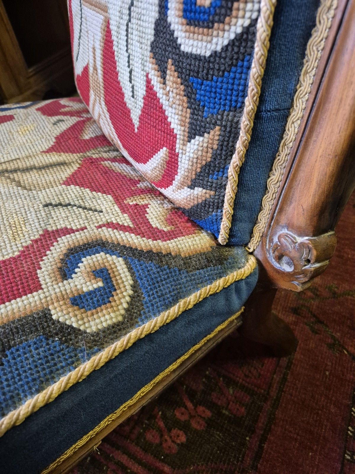 photo vinterior Fab Victorian Gothic Walnut Tapestry & Velvet Upholstered Prie Dieu Prayer Chair
