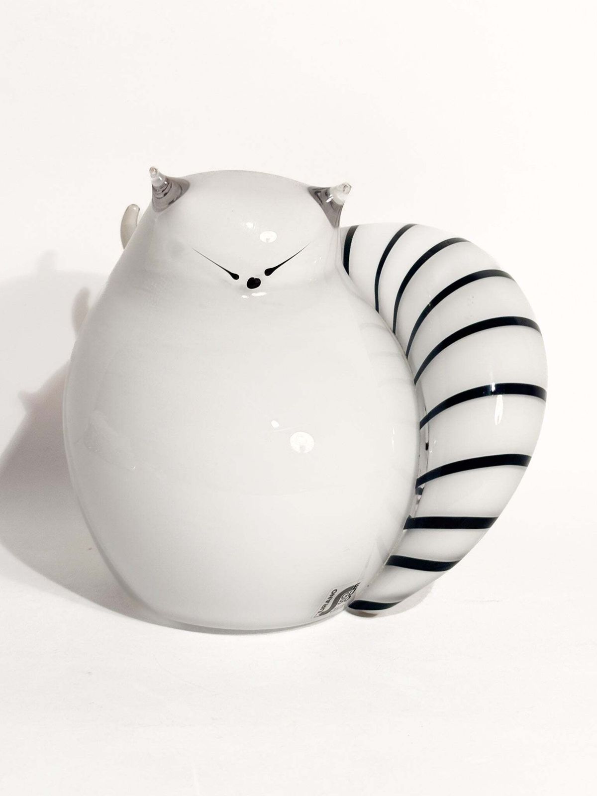 Seguso 1990s Black And White Murano Glass Cat Sculpture