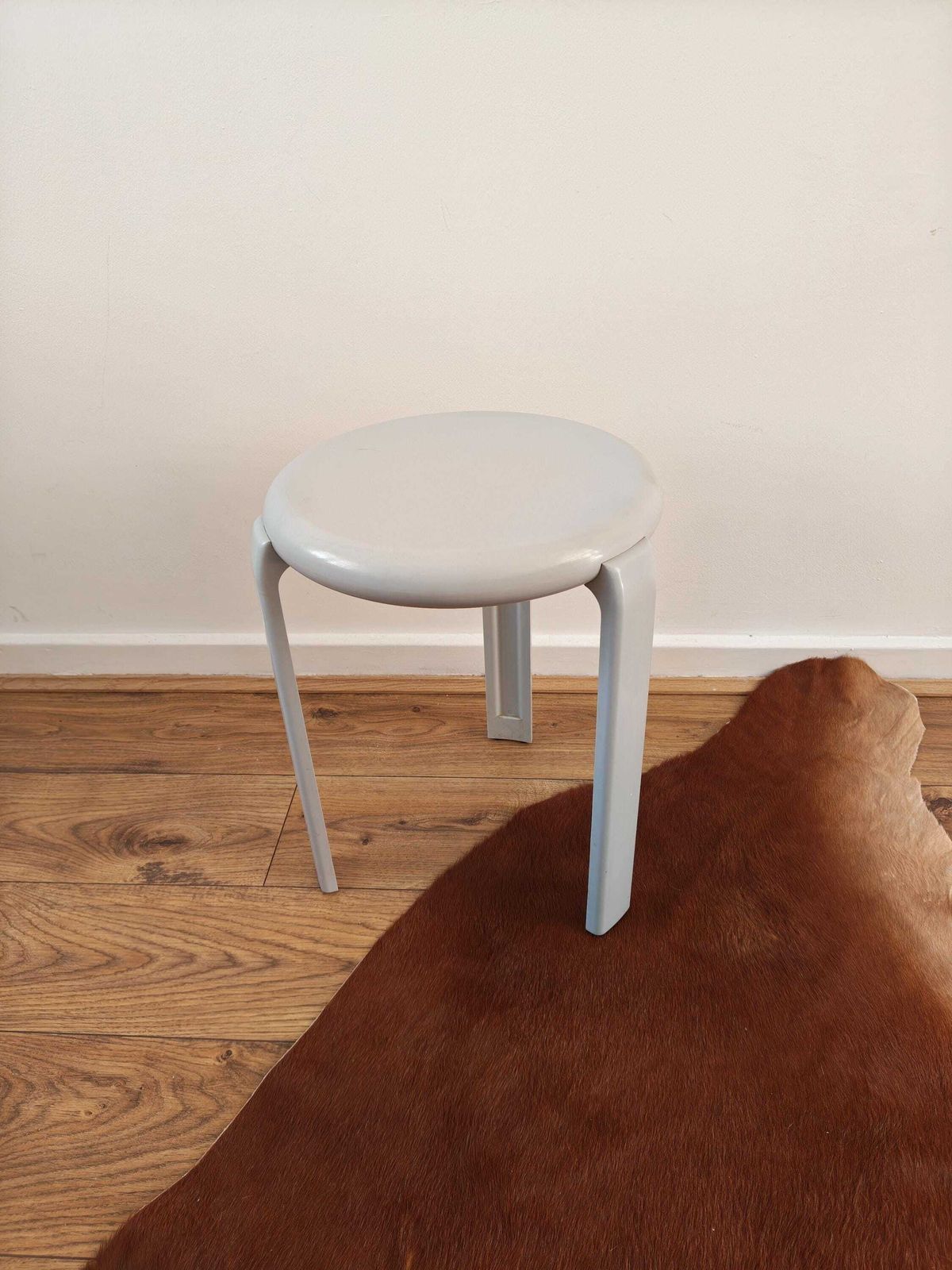 Trix Vintage 1980s Stool By Metalplastica Lucchese Made In Italy Grey Minimalist photo Furniture