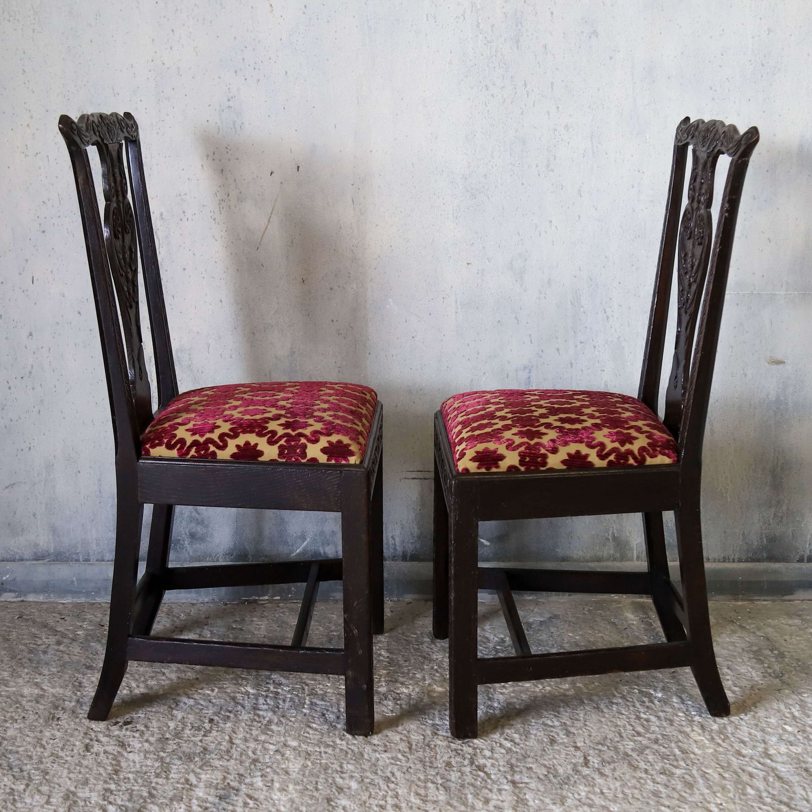 Furniture Scottish Carved Oak Side Chairs Upholstered In Zoffany Fabric 1780 1810 photo
