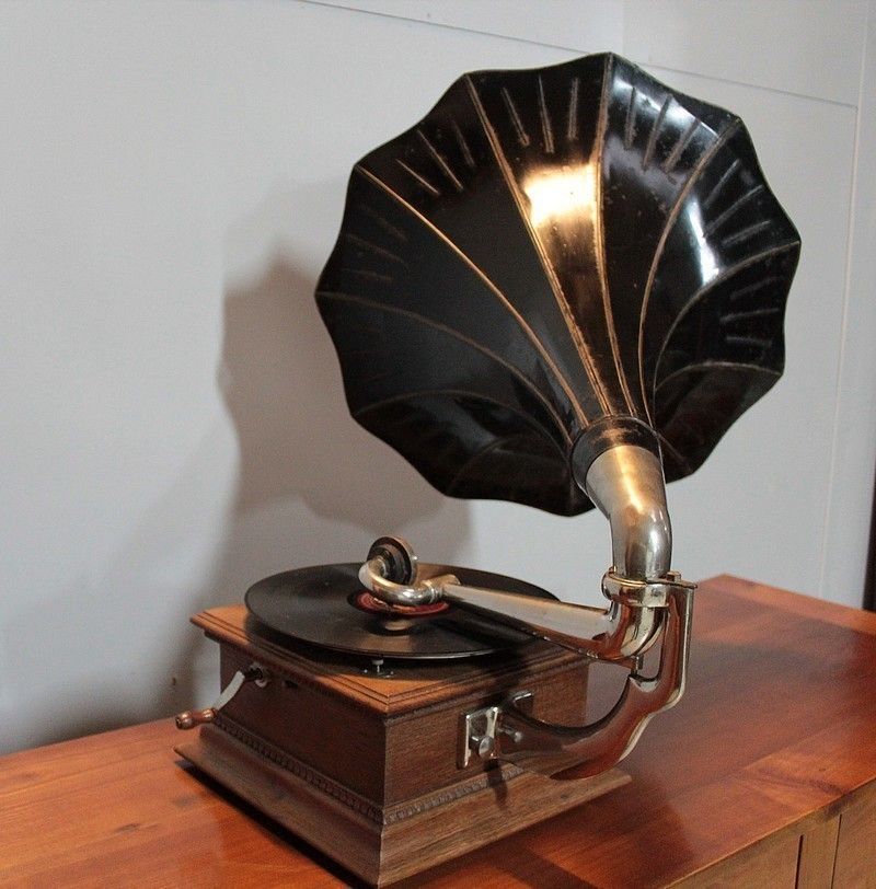 Home Decor Gramophone At Pavillon 20th photo