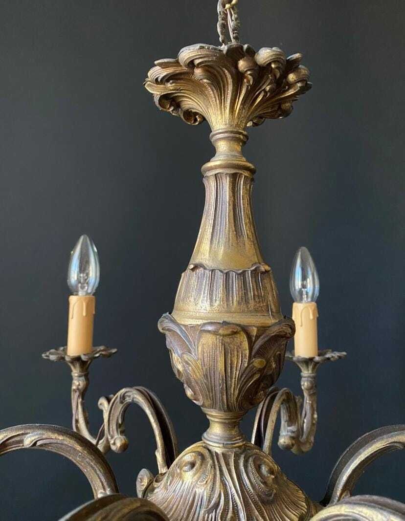 327.0 Duty Free USA. Lustre en laiton d'époque photo