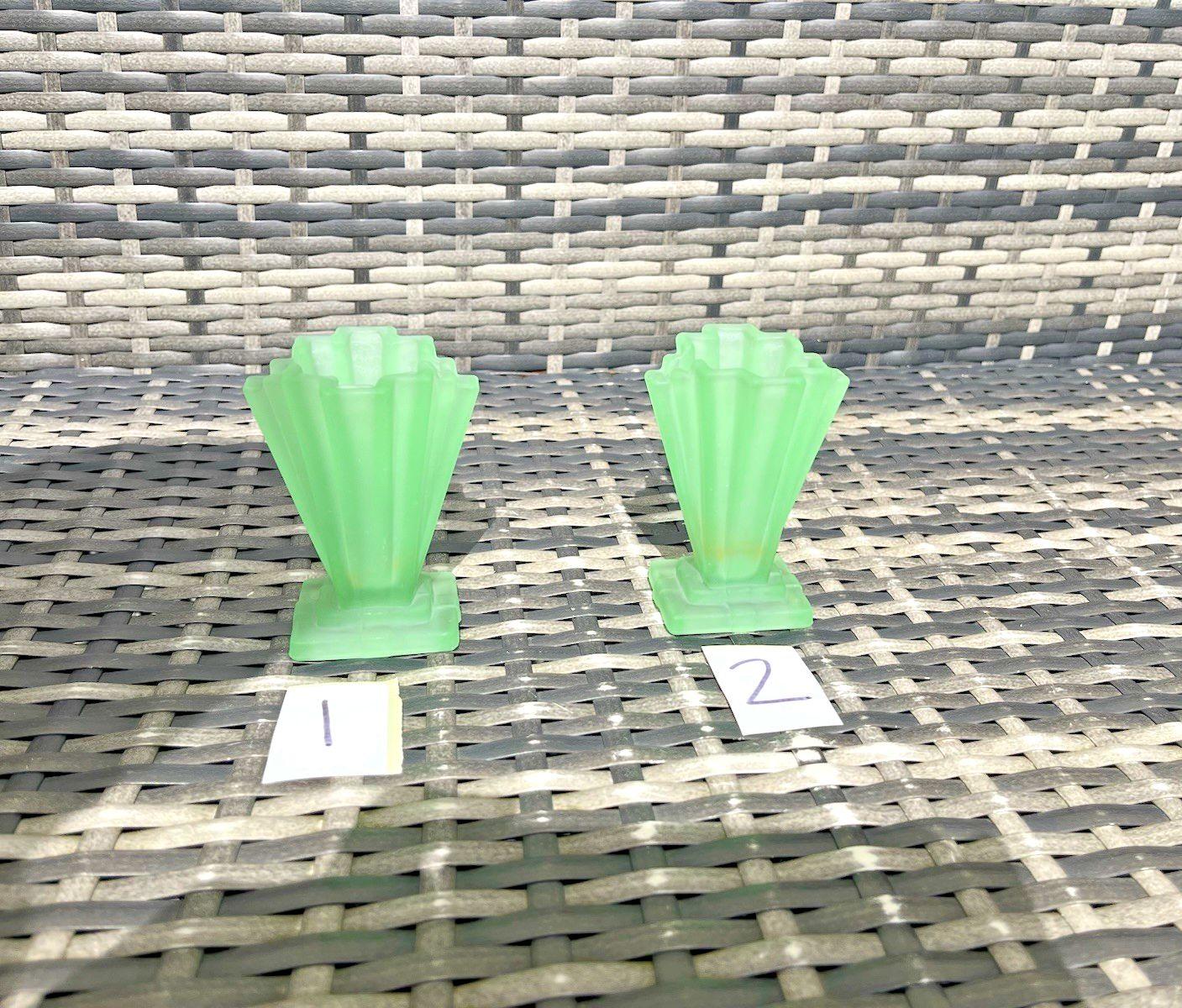 1 Small Art Deco Bagley Grantham 334 Uranium Glass Fanned Stepped Base Posy Vase photo vintage
