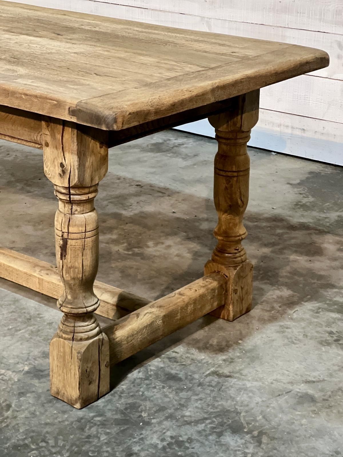 Quality Bleached Oak Farmhouse Dining Table photo vinterior