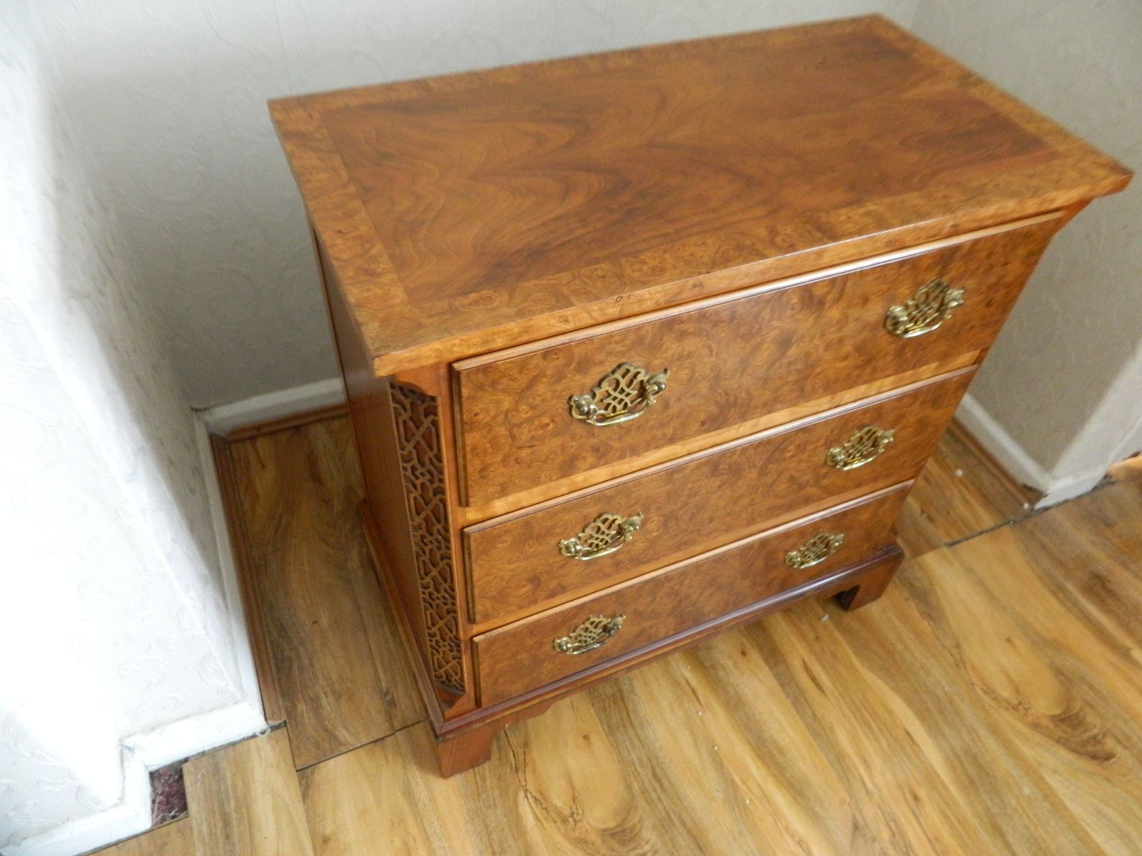 photo vintage Baker Furniture Walnut Chest Of Drawers Chippendale Style