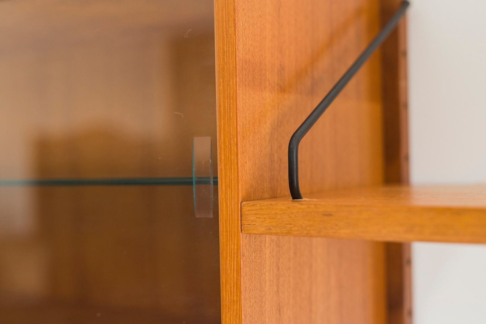 Modular Wall Shelving System By Poul Cadovius For Cado, 1960s photo vinterior