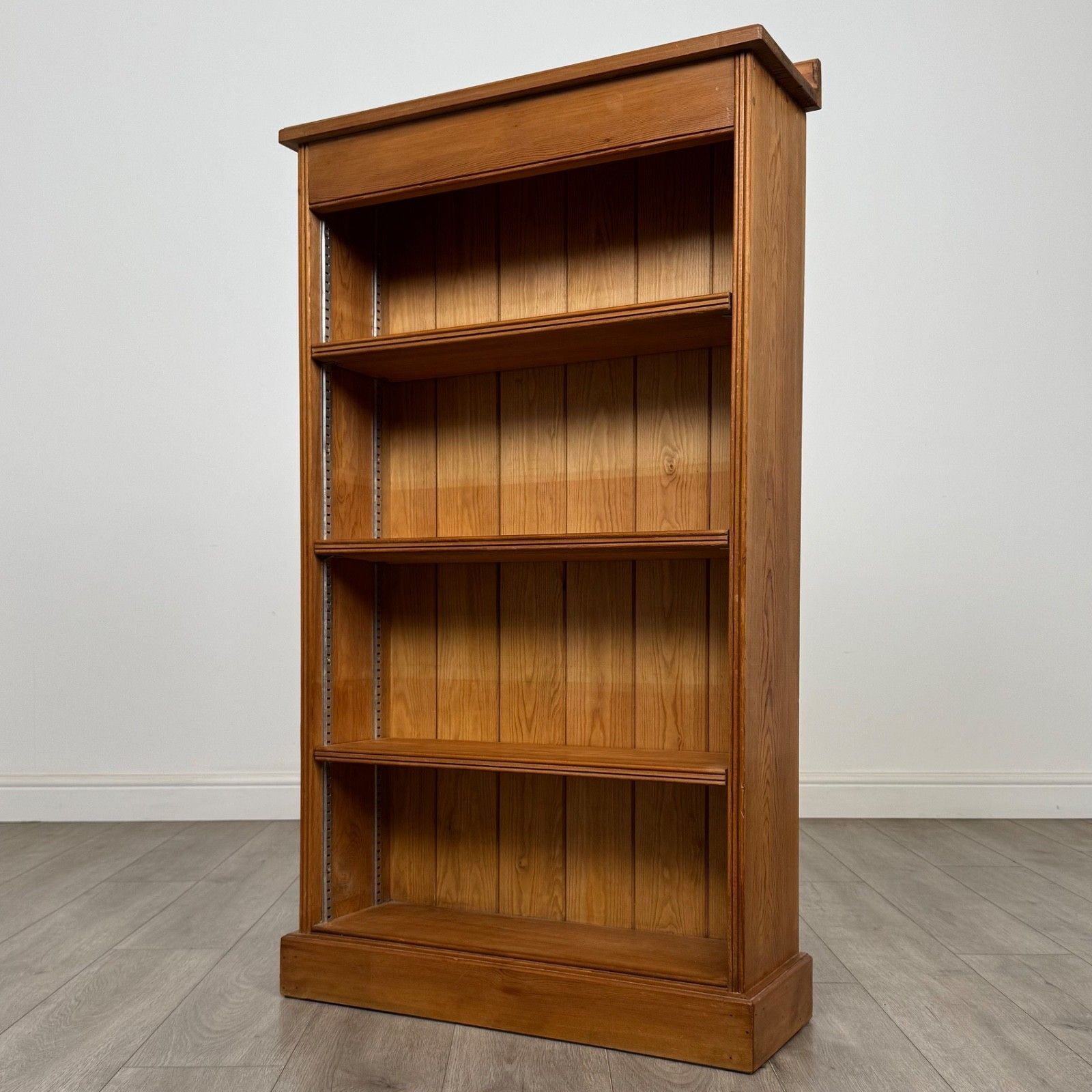 Vintage 20th Century Good Quality Open Bookcase In Pine ( Af 5492 ) photo for sale