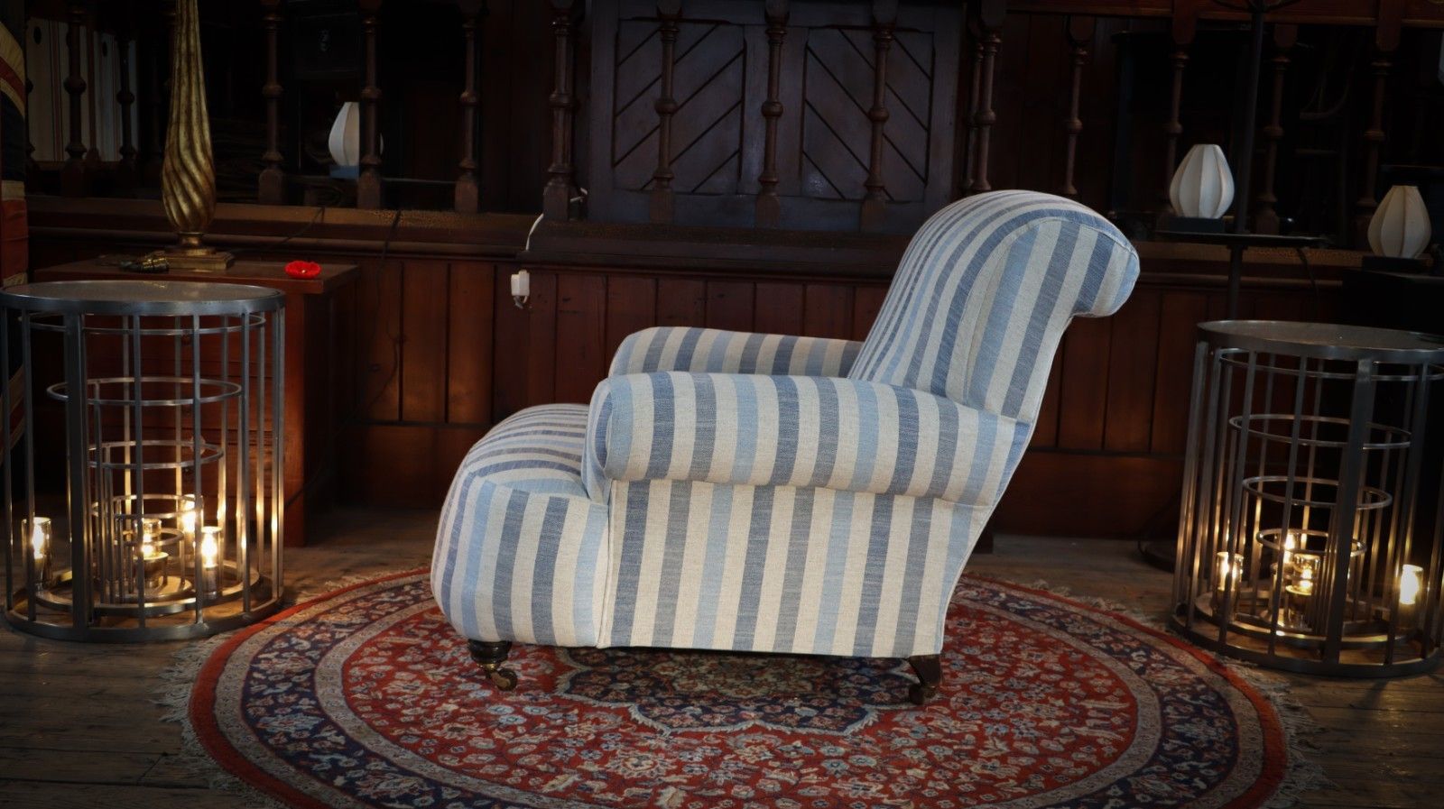 3500.0 Howard And Sons Club Style Armchair Colefax And Fowler Linen Stripes Blue White photo