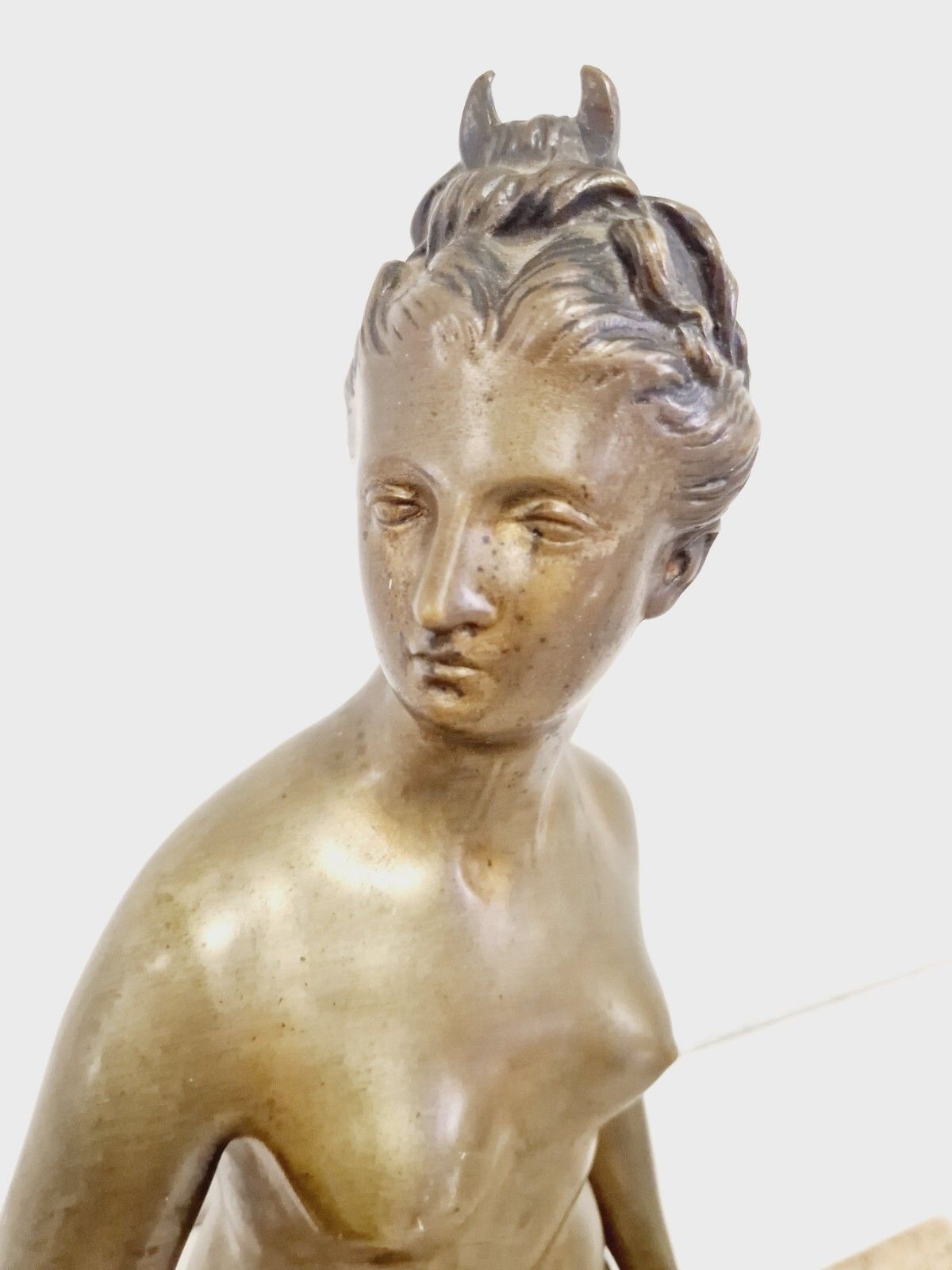 photo furniture Antique Bronze Sculpture Of Diane The Huntress 19th Century