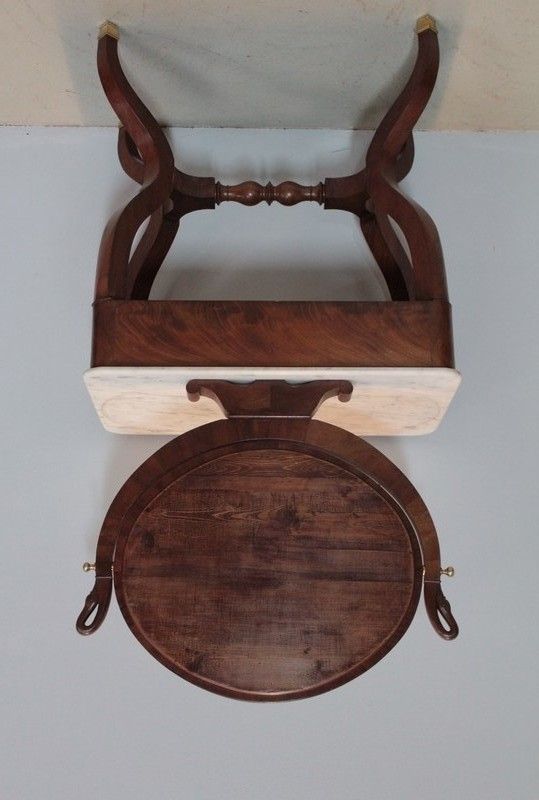 photo vinterior Charles X Dressing Table In Mahogany 19th