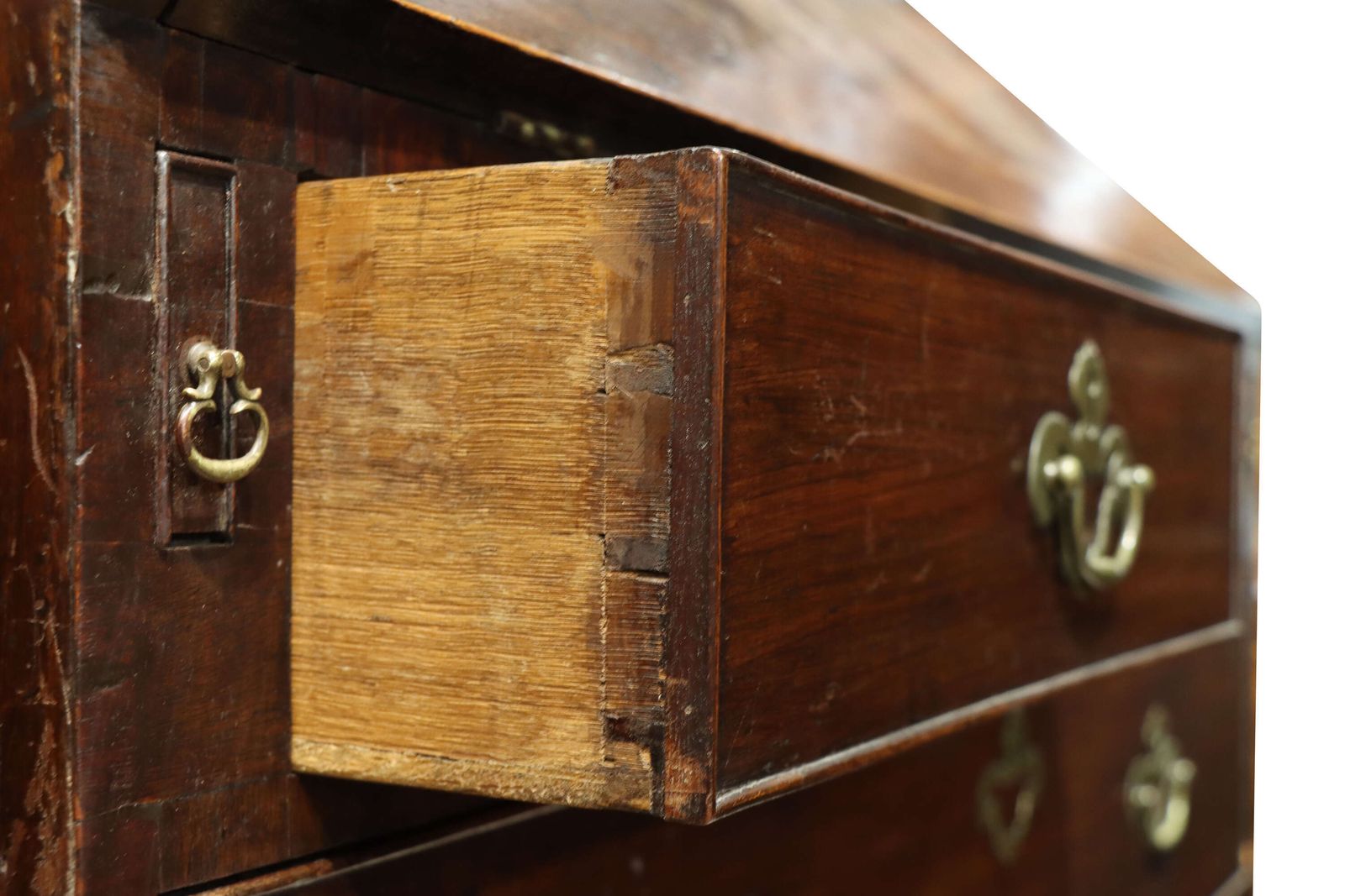 Mid 18th Century Mahogany Bureau Of Good Colour And Figure photo vinterior