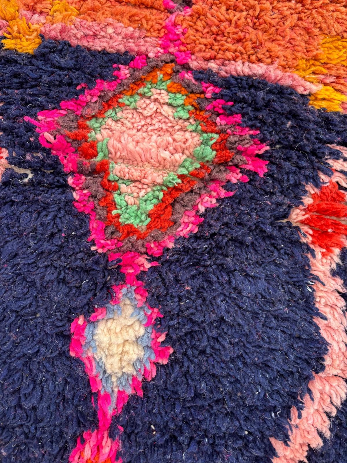 Tapis de couloir moderne à motifs abstraits en laine, fait main au Maroc, 70 x 300 cm photo vintage